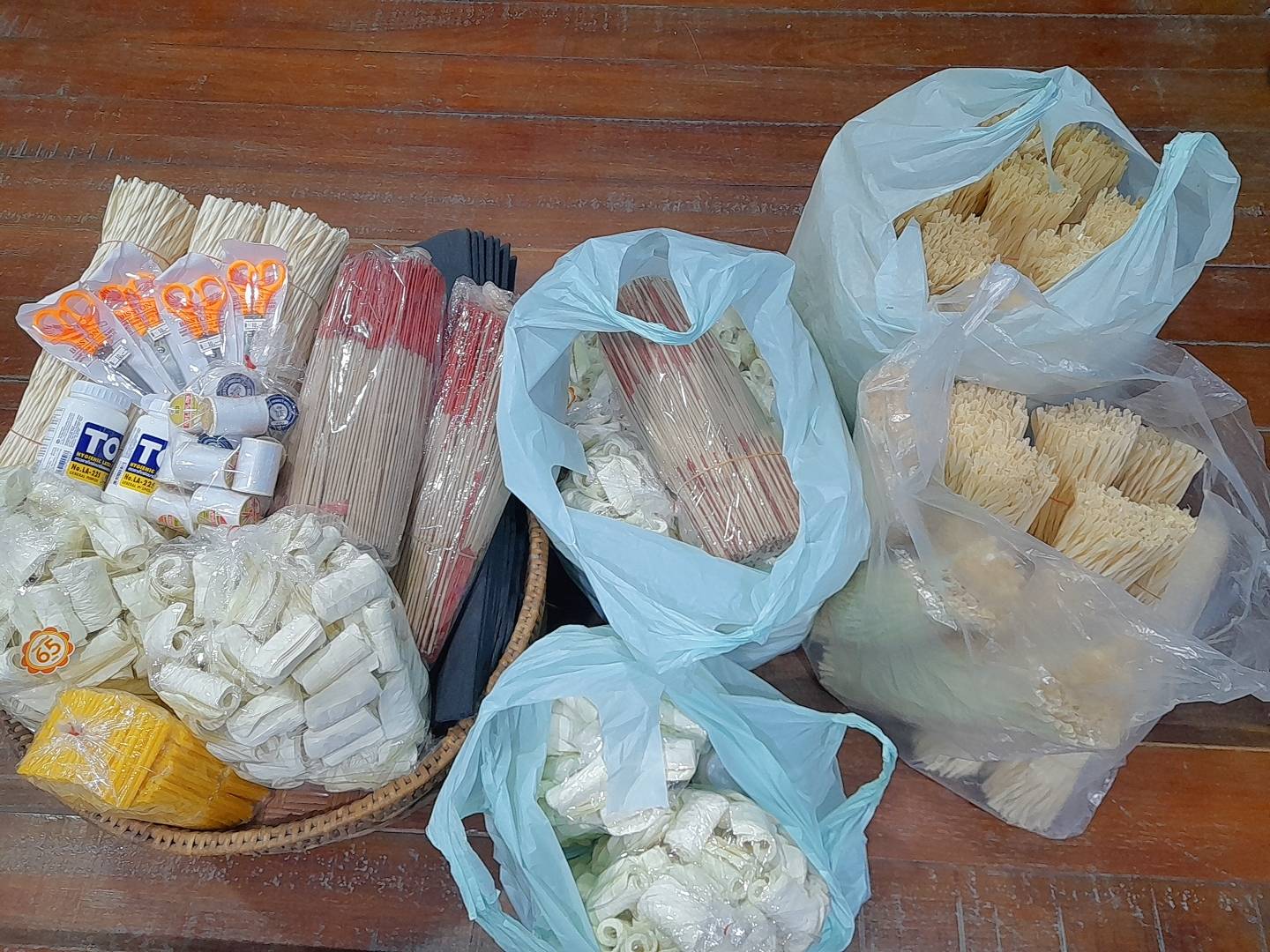 ข่าวพช  นครนายก เมืองขุนด่าน : ส่งมอบวัสดุ โครงการการจัดทำสารสนเทศตำบลต้นแบบเพื่อพัฒนาคุณภาพชีวิต