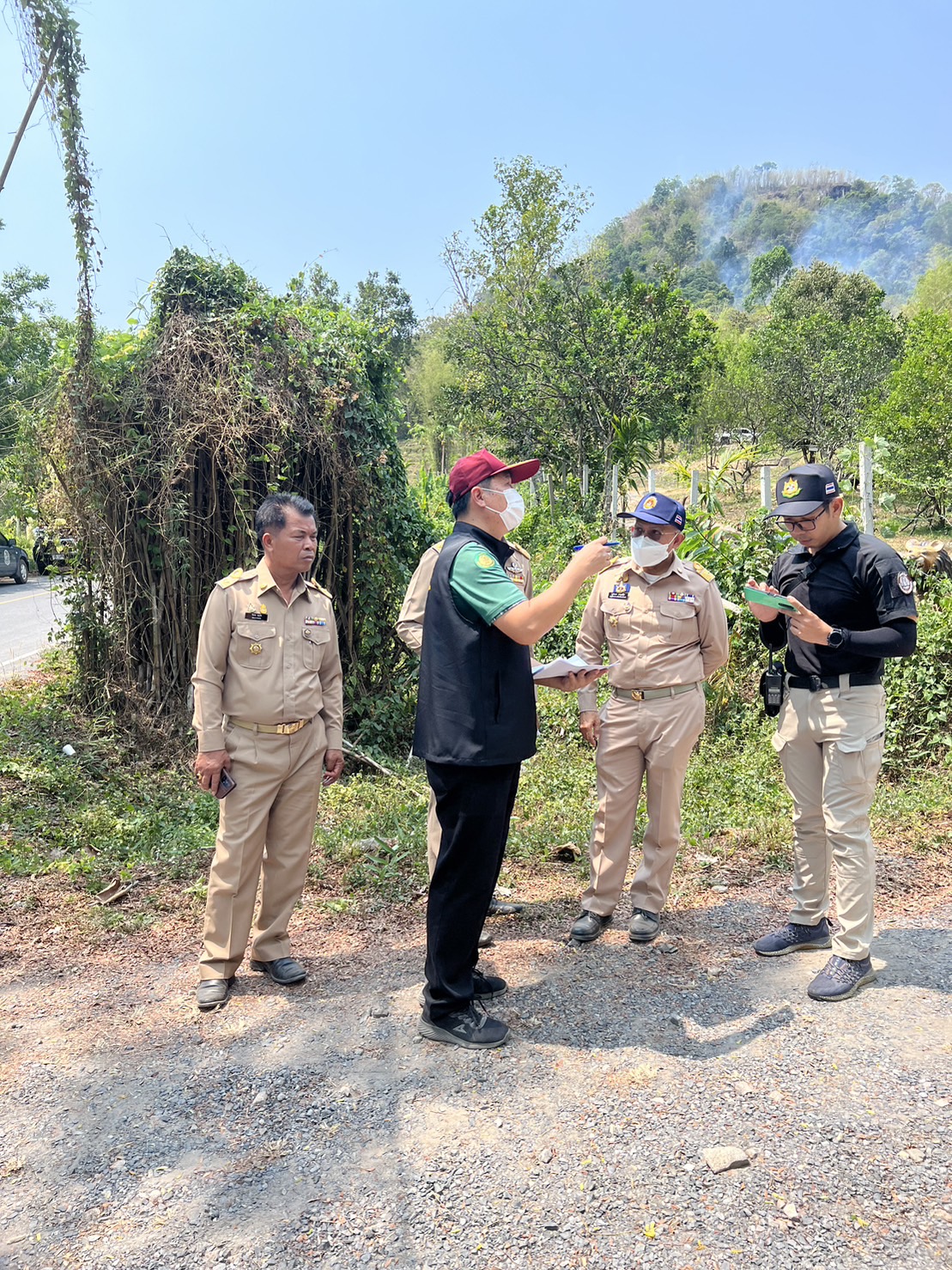 พจ.นครนายก ร่วมสนับสนุนภารกิจการดับไฟป่าในพื้นที่จังหวัดนครนายก