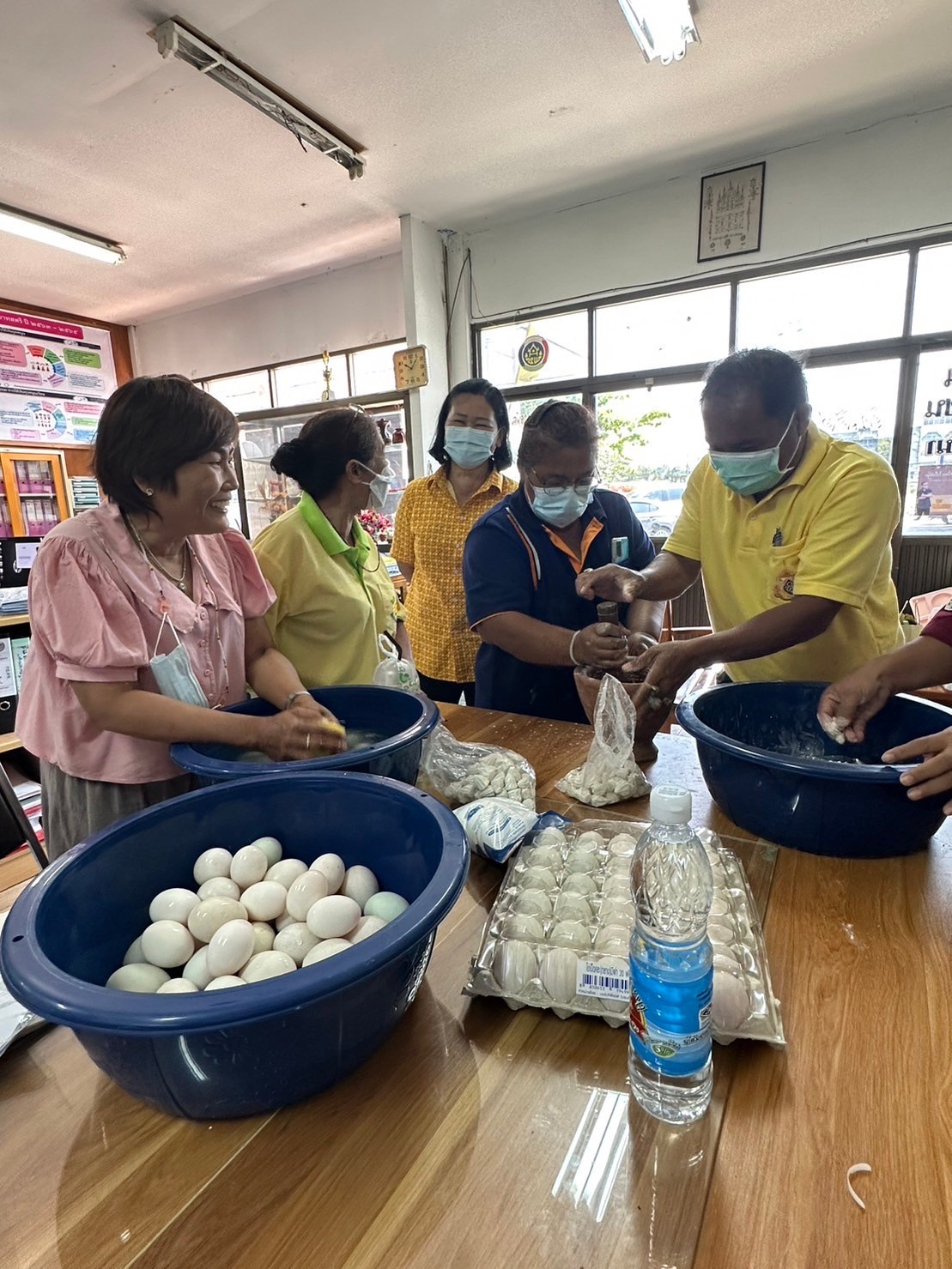 จังหวัดนครนายกขับเคลื่อนงานพัฒนาคนทุกช่วงวัย นำกลุ่มเป้าหมายฝึกอาชีพเพื่อลดรายจ่าย เพิ่มรายได้ในครัวเรือน ตามโครงการฝึกอาชีพประชาชนพัฒนาคนทุกช่วงวัย ตามหลักปรัชญาของเศรษฐกิจพอเพียง กรมการพัฒนาชุมชน