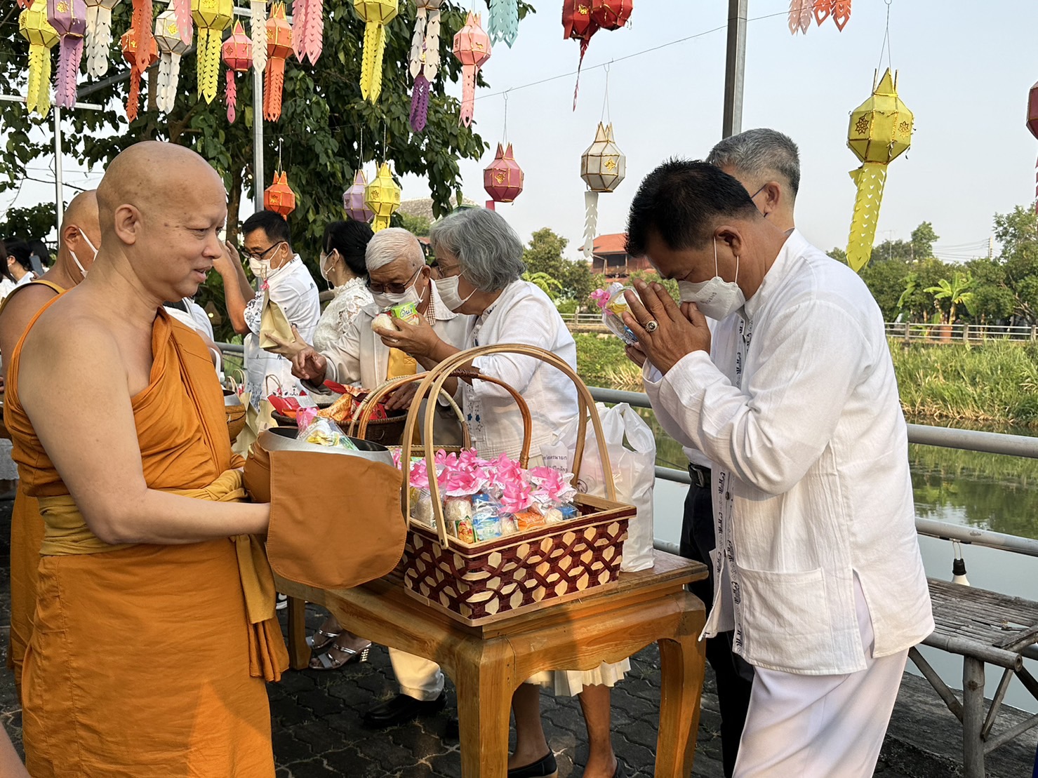 ข่าวพช นครนายก วันจันทร์ที่ 6   มีนาคม2566 ร่วมพิธีทำบุญเนื่องในวันสำคัญทางพระพุทธศาสนา วันมาฆะบูชา ณ ลานวัฒนธรรมนำสุข วัดอุดมธานี พระอารามหลวง