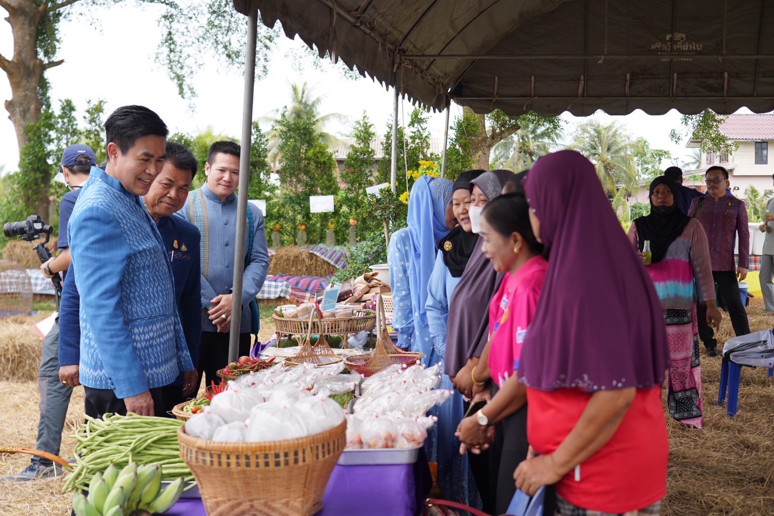 รองอธิบดีกรมการพัฒนาชุมชน ติดตามงานการขับเคลื่อนตำบลเข้มแข็งตามหลักปรัชญาของเศรษฐกิจพอเพียง ในพื้นที่จังหวัดนครนายก