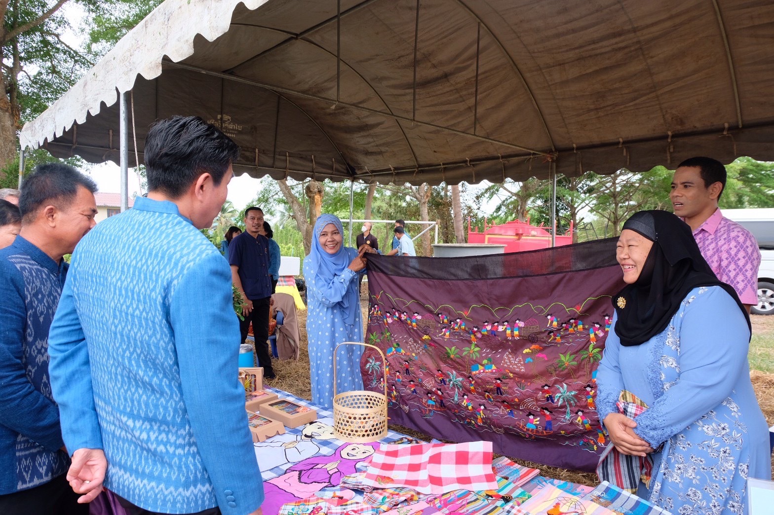 รองอธิบดีกรมการพัฒนาชุมชน ติดตามงานการขับเคลื่อนตำบลเข้มแข็งตามหลักปรัชญาของเศรษฐกิจพอเพียง ในพื้นที่จังหวัดนครนายก