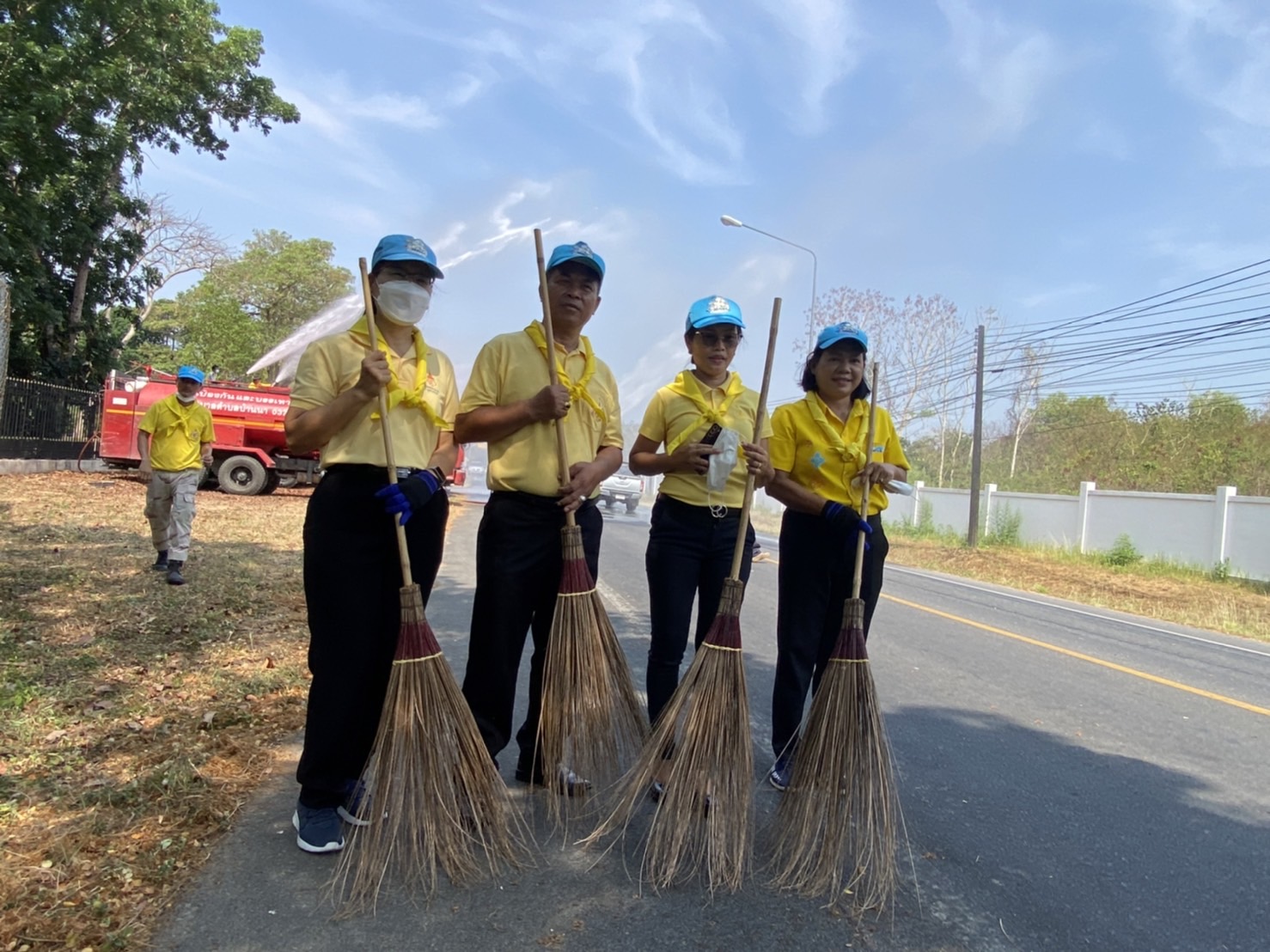 กิจกรรมจิตอาสาบำเพ็ญสาธารณะประโยชน์เนื่องในวันพระบาทสมเด็จพระพุทธยอดฟ้าจุฬาโลกมหาราช วันที่ระลึกมหาจักรีบรมมาราชวงศ์ และวันข้าราชการพลเรือนประจำปี 2566