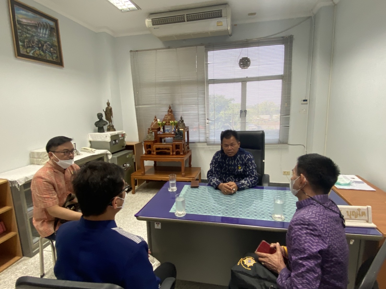 กรมการพัฒนาชุมชน ติดตามและถอดบทเรียนการขับเคลื่อนงานกองทุนแม่ของแผ่นดินในพื้นที่จังหวัดนครนายก