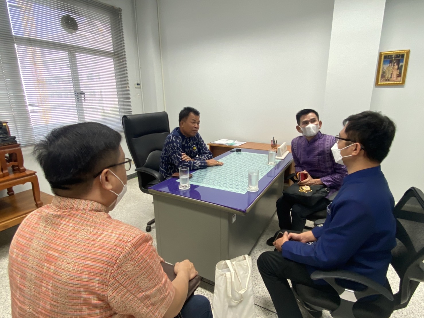 กรมการพัฒนาชุมชน ติดตามและถอดบทเรียนการขับเคลื่อนงานกองทุนแม่ของแผ่นดินในพื้นที่จังหวัดนครนายก