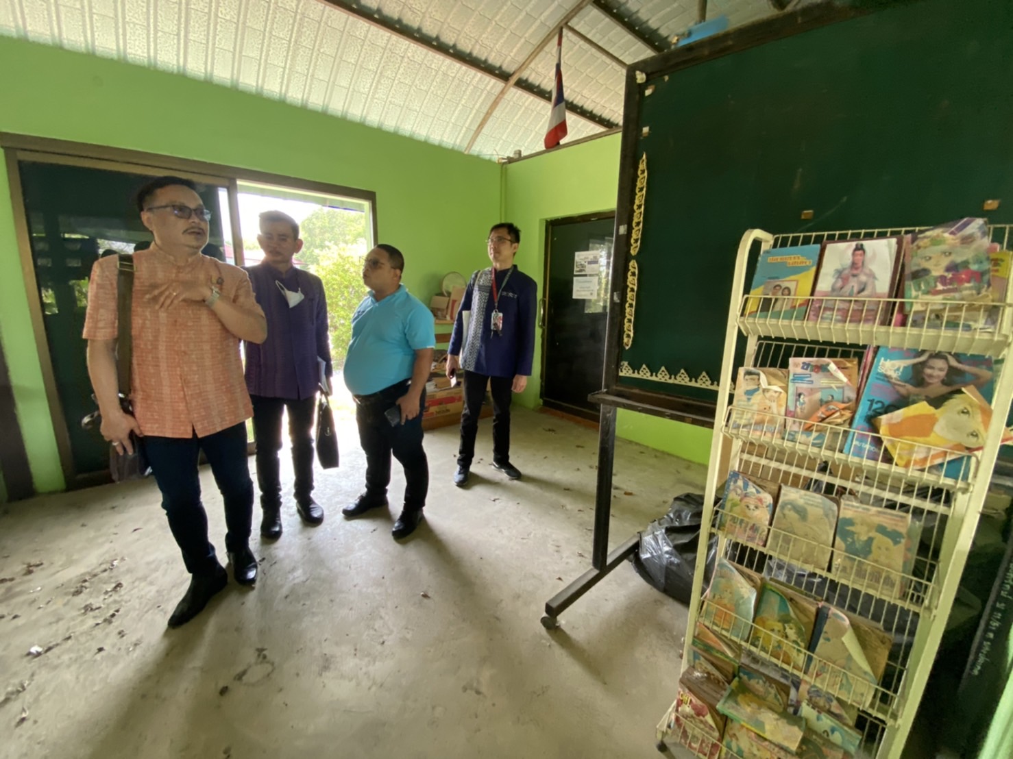 กรมการพัฒนาชุมชน ติดตามและถอดบทเรียนการขับเคลื่อนงานกองทุนแม่ของแผ่นดินในพื้นที่จังหวัดนครนายก