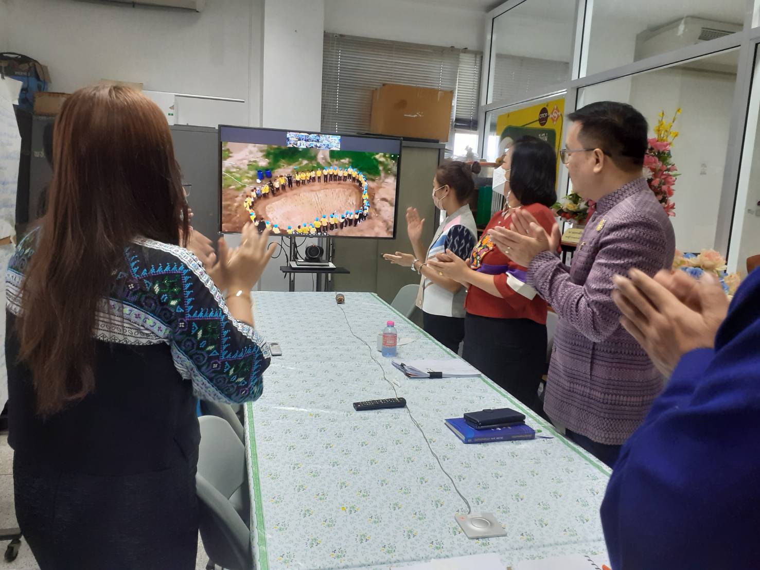 ??? พช.นครนายก ร่วมประชุมกรมการพัฒนาชุมชน ครั้งที่ 5/2566 ผ่านระบบวีดิทัศน์ทางไกล (Video Conference)