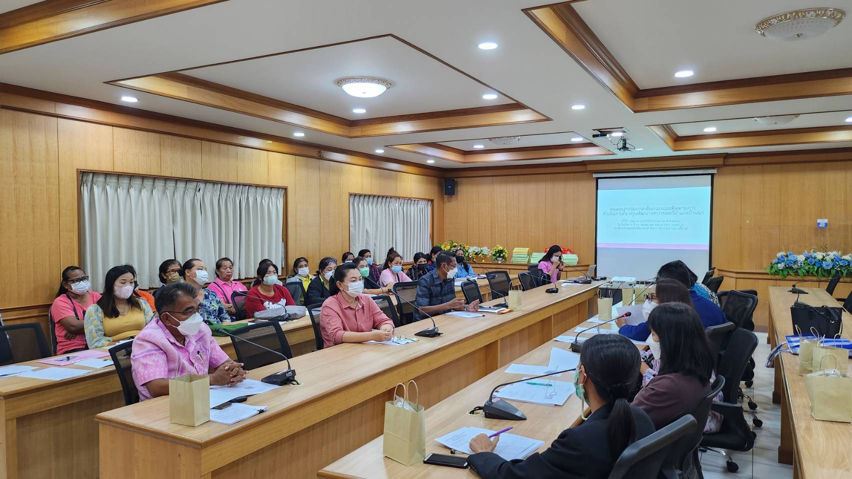 ??? พช.บ้านนา จังหวัดนครนายก ประชุมคณะอนุกรรมการกลั่นกรองและติดตามการดำเนินงานกองทุนพัฒนาบทบาทสตรีอำเภอบ้านนา ครั้งที่ 3/2566