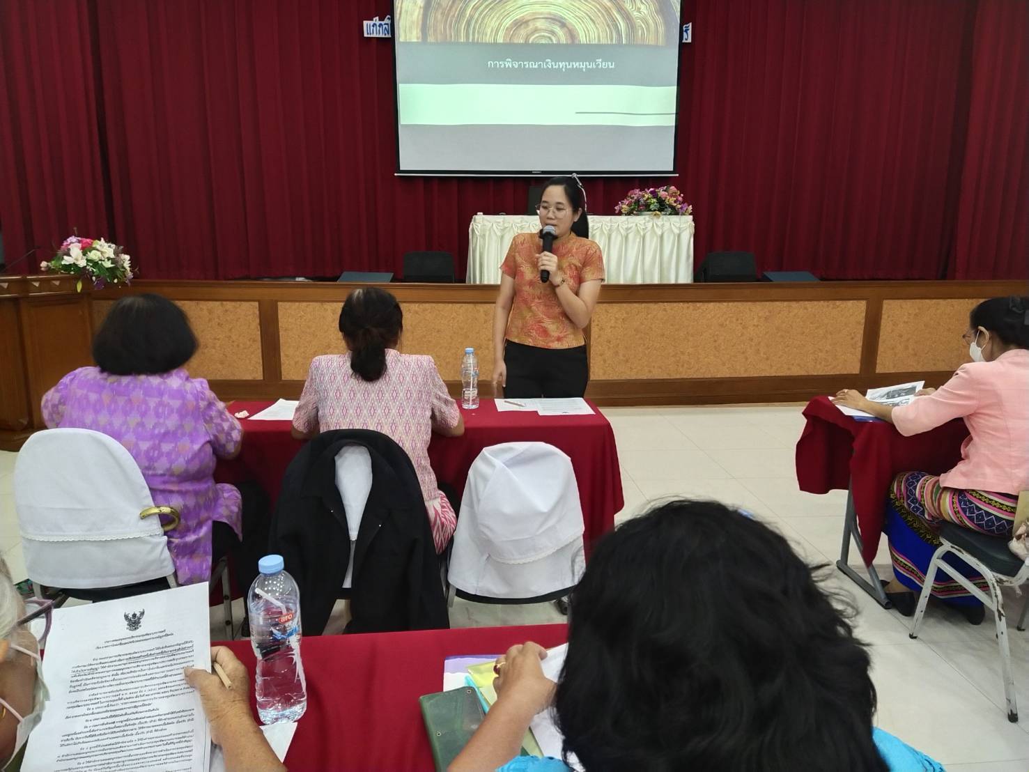 ?? พช.นครนายกโดยกองทุนพัฒนาบทบาทสตรี จัดอบรมโครงการเพิ่มประสิทธิภาพการปฏิบัติงานกองทุนพัฒนาบทบาทสตรีแก่กลไกการขับเคลื่อน