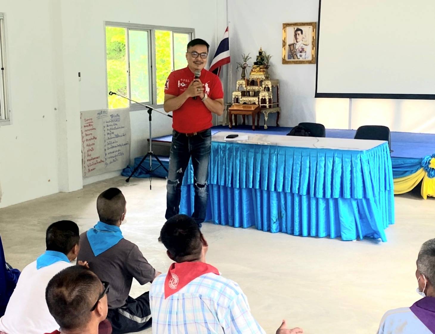 ??? พช.นครนายก  ร่วมเป็นวิทยากรตามโครงการช่วยเหลือผู้เสพและผู้ติดยาเสพติด จังหวัดนครนายก รุ่นที่ 4