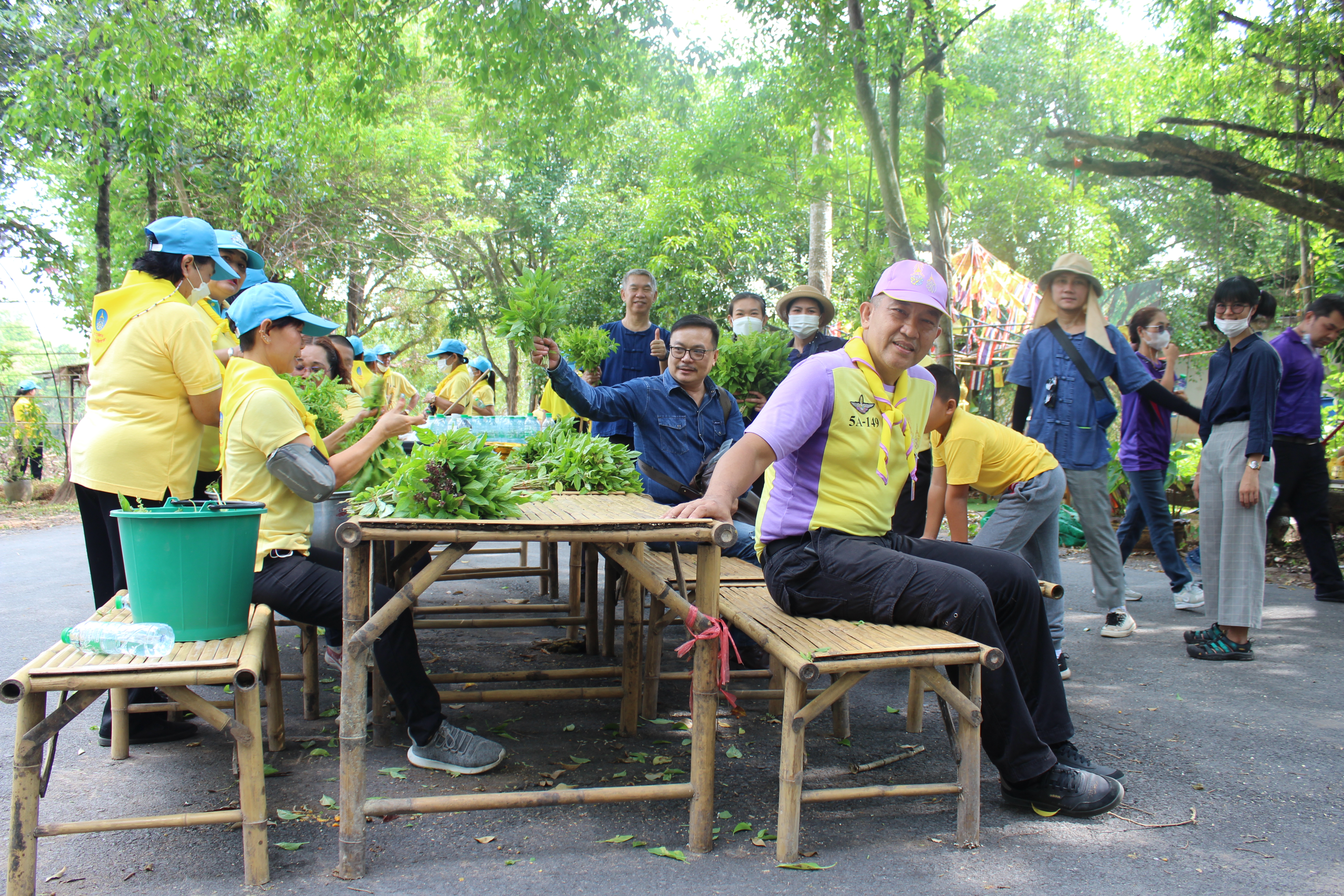 ??? พช.นครนายก ร่วม “เอามื้อ สามัคคี” ณ ศูนย์เรียนรู้ “โคก หนอง นา วัดดงละคร” ตาม โครงการวัด ประชา รัฐ สร้างสุข เนื่องในโอกาสฉลองพระชนมายุ 8 รอบ สมเด็จพระอริยวงศาคตญาณ สมเด็จพระสังฆราช สกลมหาสังฆปริณษยก 26 มิถุนายน 2566