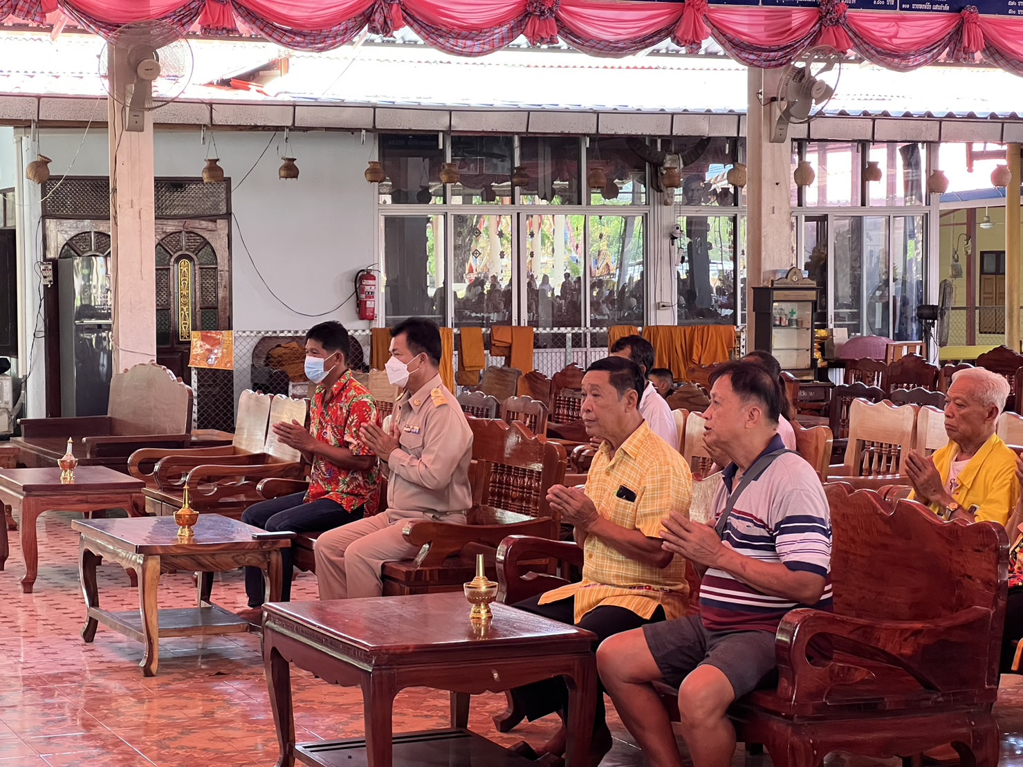 พัฒนาชุมชนนครนายก – @วัดคีรีวันจัดเทศกาลสงกรานต์สรงน้ำพระ-เณร ทอดผ้าป่าสามัคคี