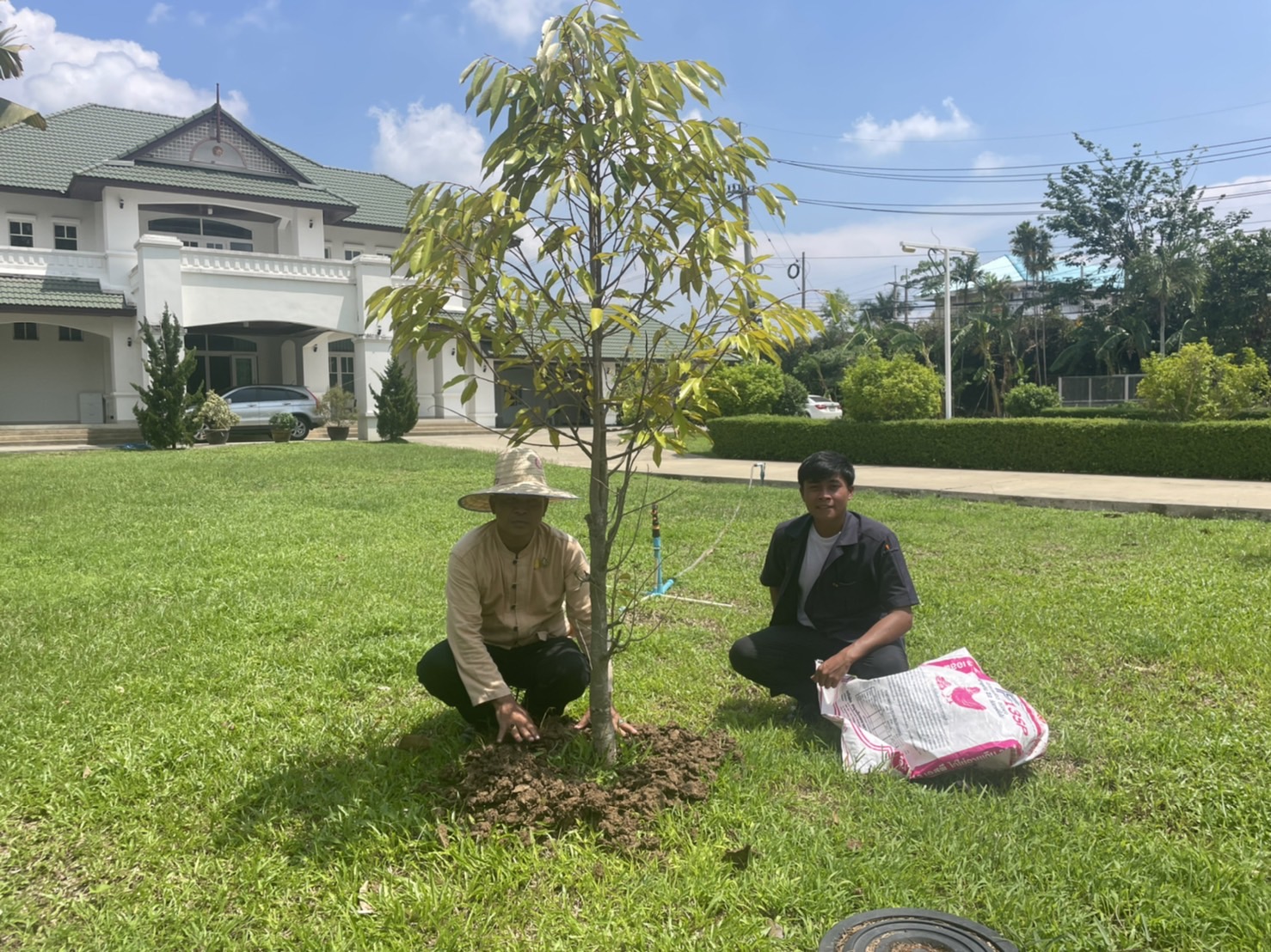 ??? พช.นครนายก เตรียมพื้นที่เพื่อ KICK OFF กิจกรรมต่อยอดขยายผลการน้อมนำพระราชดำริของสมเด็จพระกนิษฐาธิราชเจ้า กรมสมเด็จพระเทพรัตนราชสุดาฯ สยามบรมราชกุมารี สู่ปฏิบัติการปลูกผักสวนครัว เพื่อสร้างความมั่นคงทางอาหาร ประจำปีงบประมาณ พ.ศ. 2566