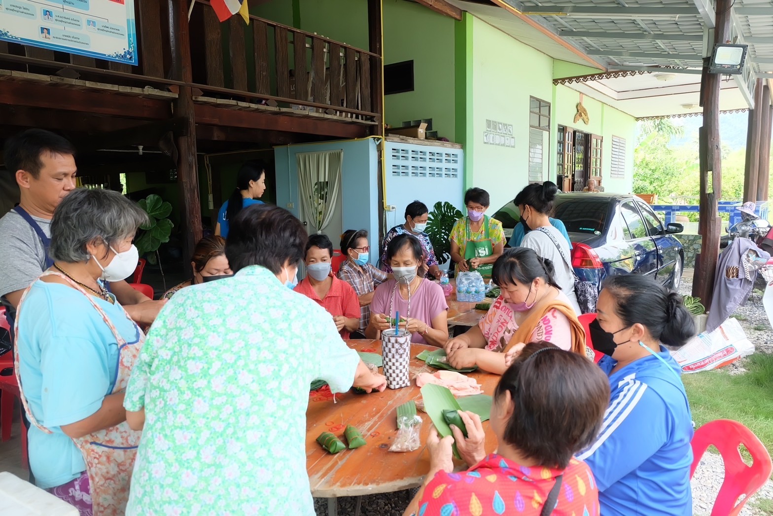 ??? พช.เมืองนครนายก ดำเนิน กิจกรรมส่งเสริมและพัฒนาอาชีพแก่ประชาชนที่เป็นสมาชิกกองทุนชุมชน ภายใต้ โครงการส่งเสริมประชาชนเข้าถึงแหล่งทุน