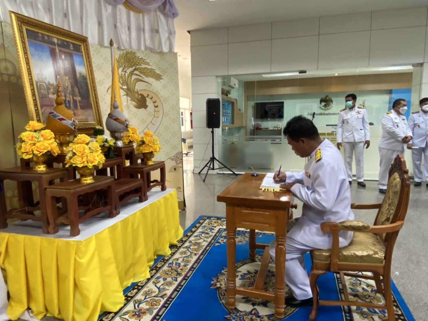 พจ.นครนายก ร่วมพิธีลงนามถวายพระพรชัยมงคล เฉลิมพระเกียรติพระบาทสมเด็จพระเจ้าอยู่หัว เนื่องในโอกาสวันฉัตรมงคล 4 พฤษภาคม 2566