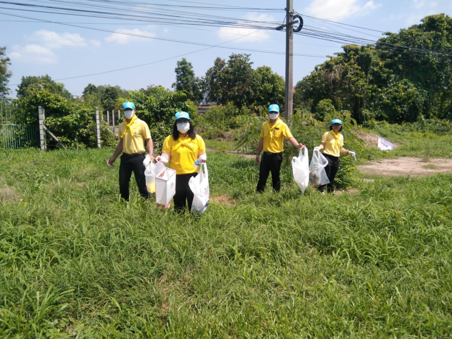 ???นครนายก : พช.เมืองนครนายก ร่วมกิจกรรมจิตอาสาบำเพ็ญสาธารณประโยชน์และบำเพ็ญสาธารณกุศล เนื่องในวันเฉลิมพระชนมพรรษา สมเด็จพระนางเจ้าฯ พระบรมราชินี 3 มิถุนายน 2566