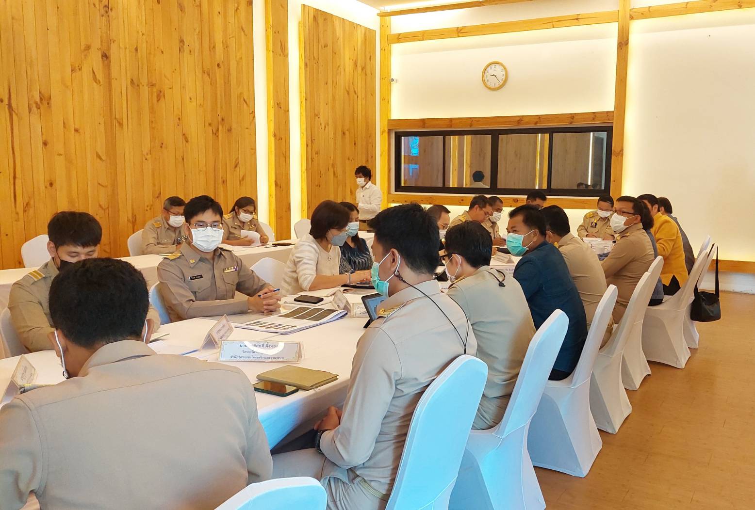 ???พช.นครนายก ร่วมประชุมคณะทำงานดำเนินการจัดทำผังการใช้ประโยชน์ที่ดินแบบรูปรายการ และประมาณราคาในพื้นที่จังหวัดนำร่องการขับเคลื่อนเขตพื้นที่เศรษฐกิจพอเพียง (SEDZ) ด้วยโมเดลเศรษฐกิจใหม่