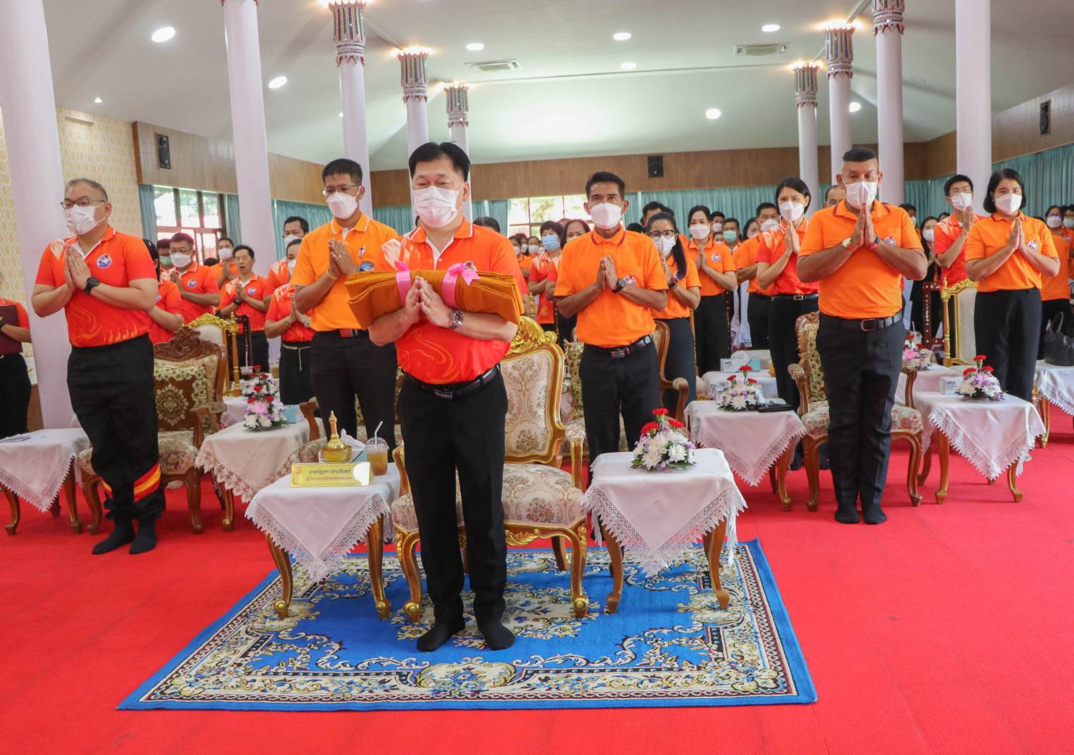 ???นครนายก : พช.เมืองนครนายก ร่วมกิจกรรม “ทอดผ้าป่าสามัคคีเพื่อสมทบกองทุน TO BE NUMBER ONE จังหวัดนครนายก”