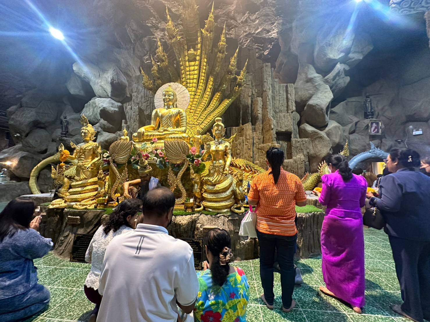 …พช.นครนายก ร่วมให้การต้อนรับคณะกรรมการพัฒนาสตรีภาคกลาง (กพสภ.)