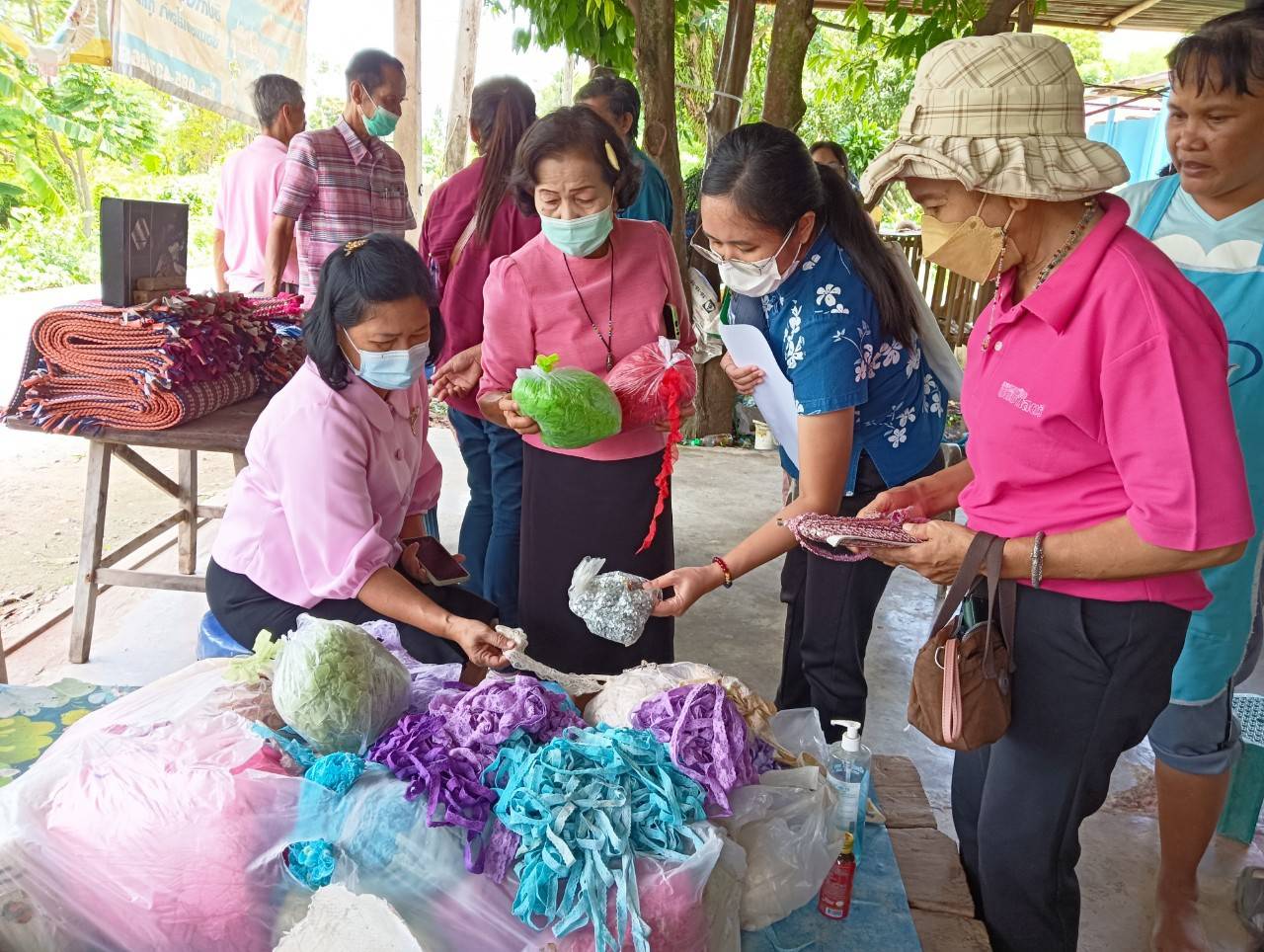 ??? พช.นครนายก : ลงพื้นที่ติดตามสนับสนุนการดำเนินงานกองทุนพัฒนาบทบาทสตรีจังหวัดนครนายก