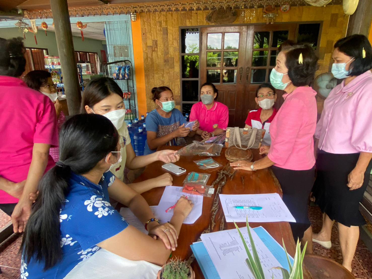 ??? พช.นครนายก : ลงพื้นที่ติดตามสนับสนุนการดำเนินงานกองทุนพัฒนาบทบาทสตรีจังหวัดนครนายก