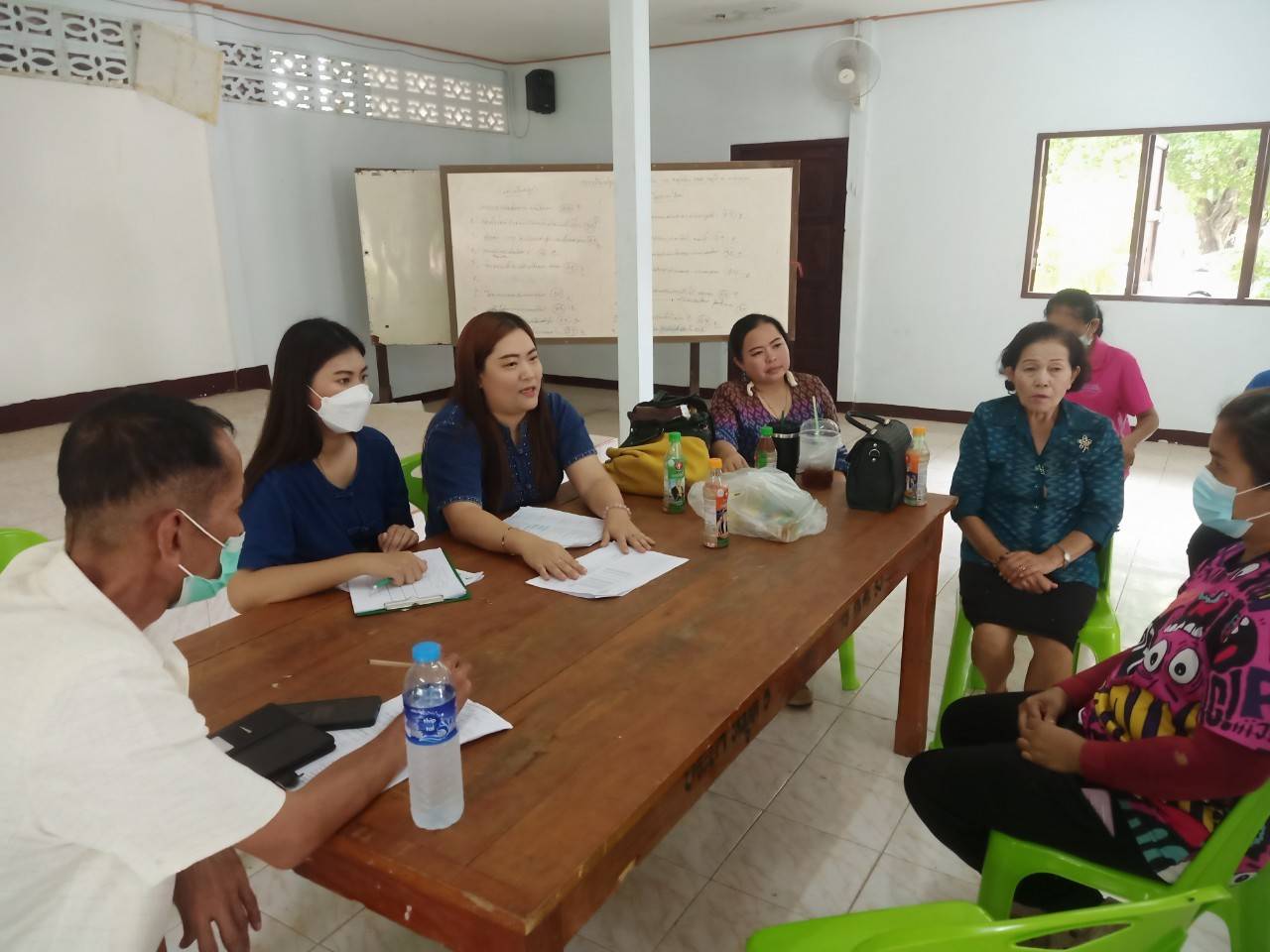 …พช.นครนายก : ลงพื้นที่ติดตามสนับสนุนการดำเนินงานกองทุนพัฒนาบทบาทสตรีจังหวัดนครนายก