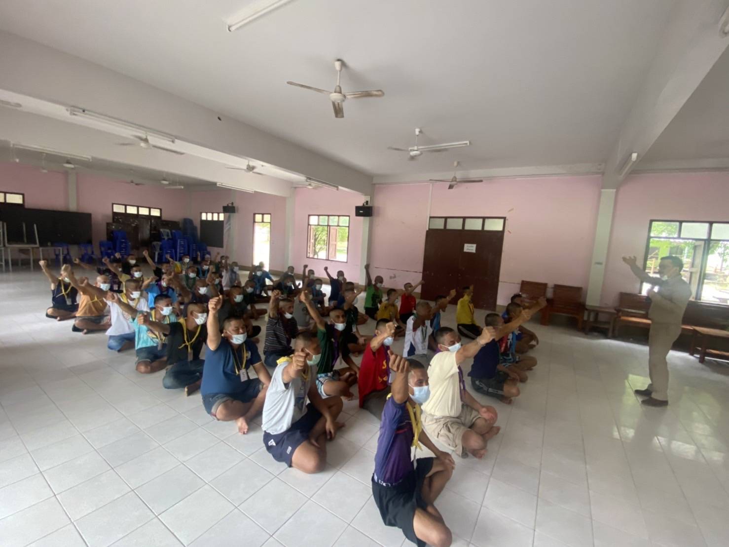 …พช.นครนายก ร่วมบรรยายให้ความรู้เรื่องหลักปรัชญาของเศรษฐกิจพอเพียง และ โคก หนอง นา โมเดล  แก่ผู้เข้าร่วมโครงการฯ ป้องกันและปราบปรามยาเสพติด ปี 2566 รุ่นที่ 8/2566