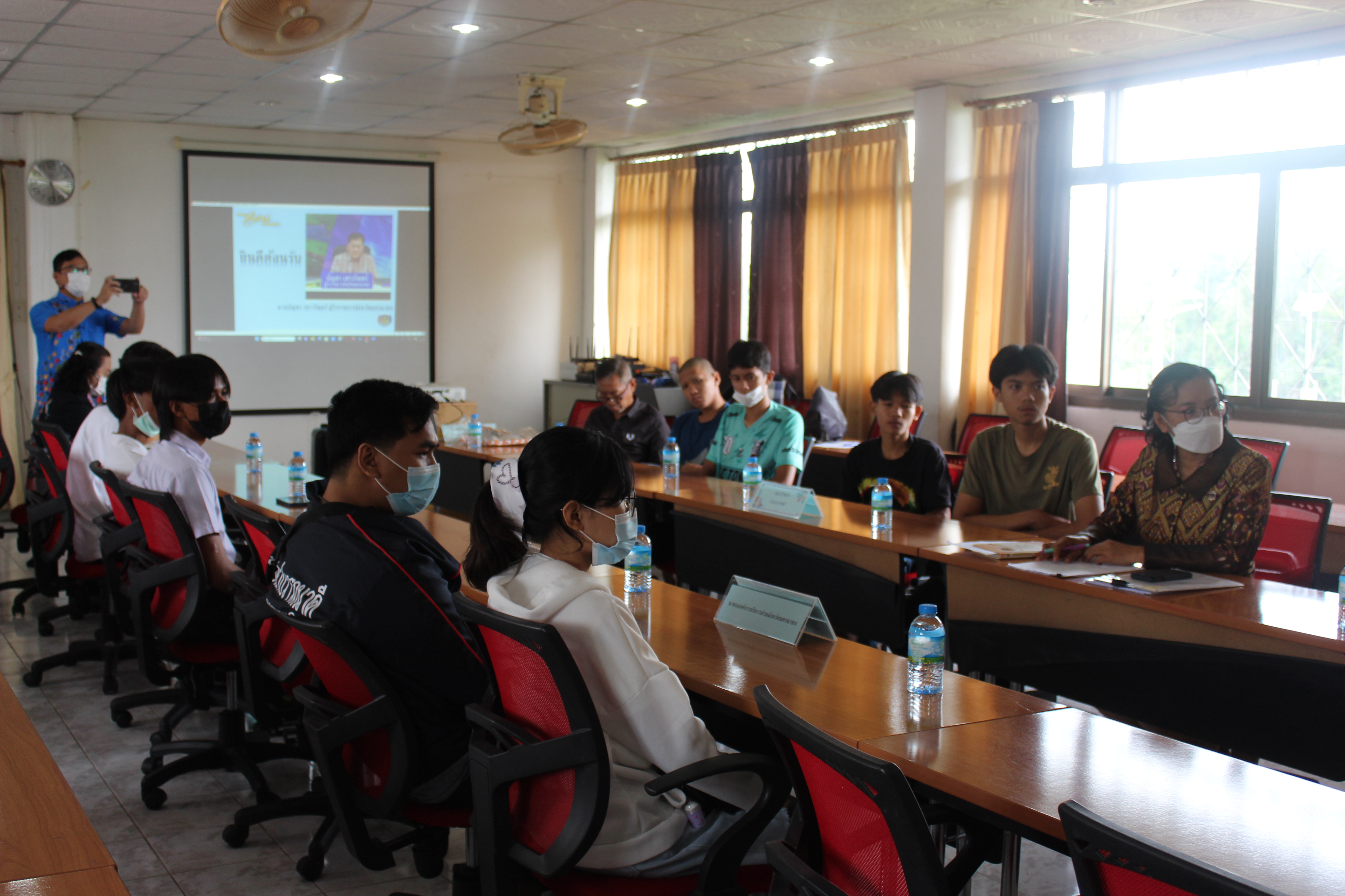 ???พช.นครนายก ขับเคลื่อนโครงการเครือข่ายกองทุนแม่ของแผ่นดินระดับจังหวัดหนุนเสริมสัมมาชีพชุมชนแก่เยาวชนกลุ่มเสี่ยงหรือผู้ผ่านการบำบัด