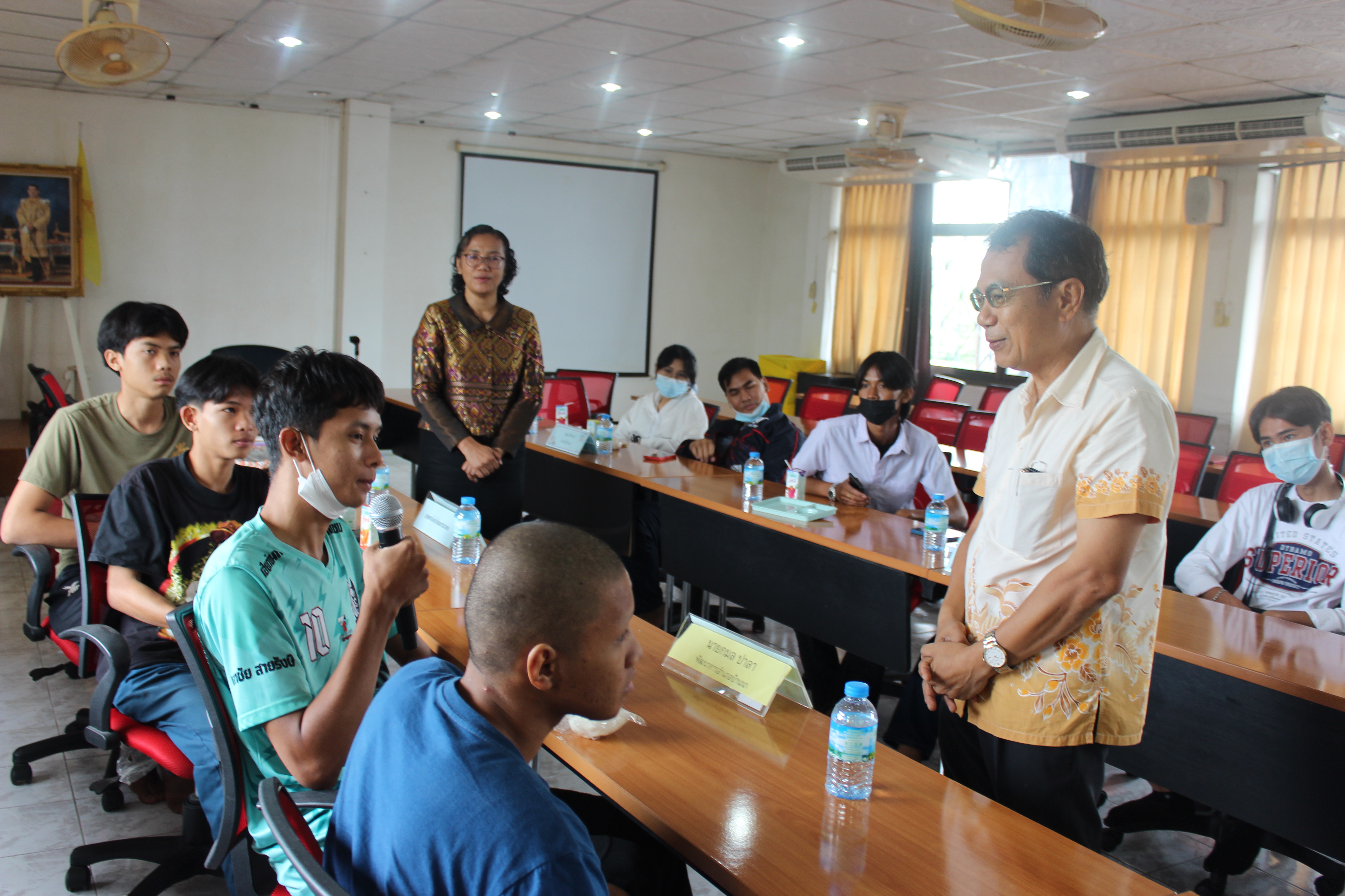 ???พช.นครนายก ขับเคลื่อนโครงการเครือข่ายกองทุนแม่ของแผ่นดินระดับจังหวัดหนุนเสริมสัมมาชีพชุมชนแก่เยาวชนกลุ่มเสี่ยงหรือผู้ผ่านการบำบัด