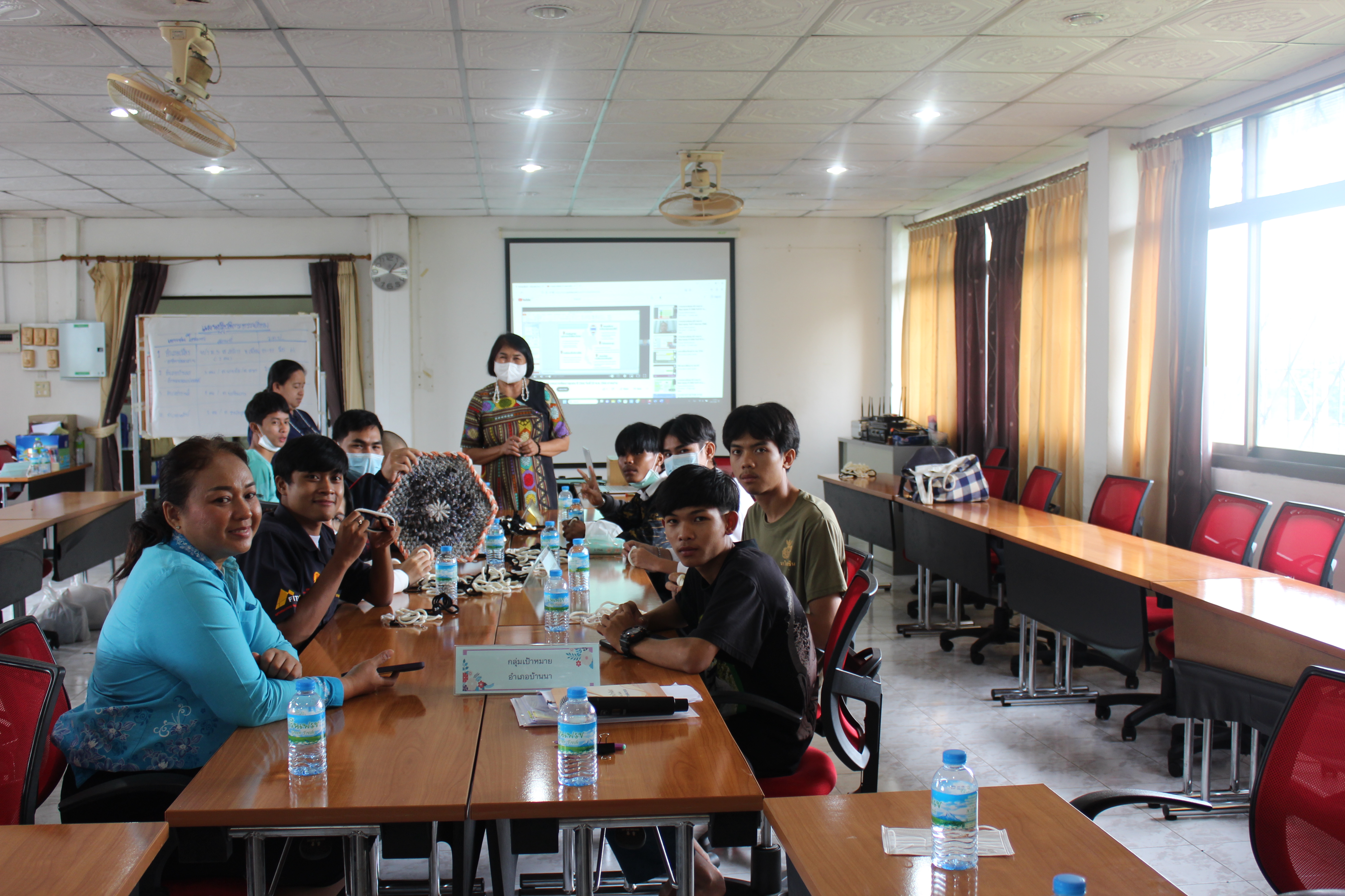 ???พช.นครนายก ขับเคลื่อนโครงการเครือข่ายกองทุนแม่ของแผ่นดินระดับจังหวัดหนุนเสริมสัมมาชีพชุมชนแก่เยาวชนกลุ่มเสี่ยงหรือผู้ผ่านการบำบัด