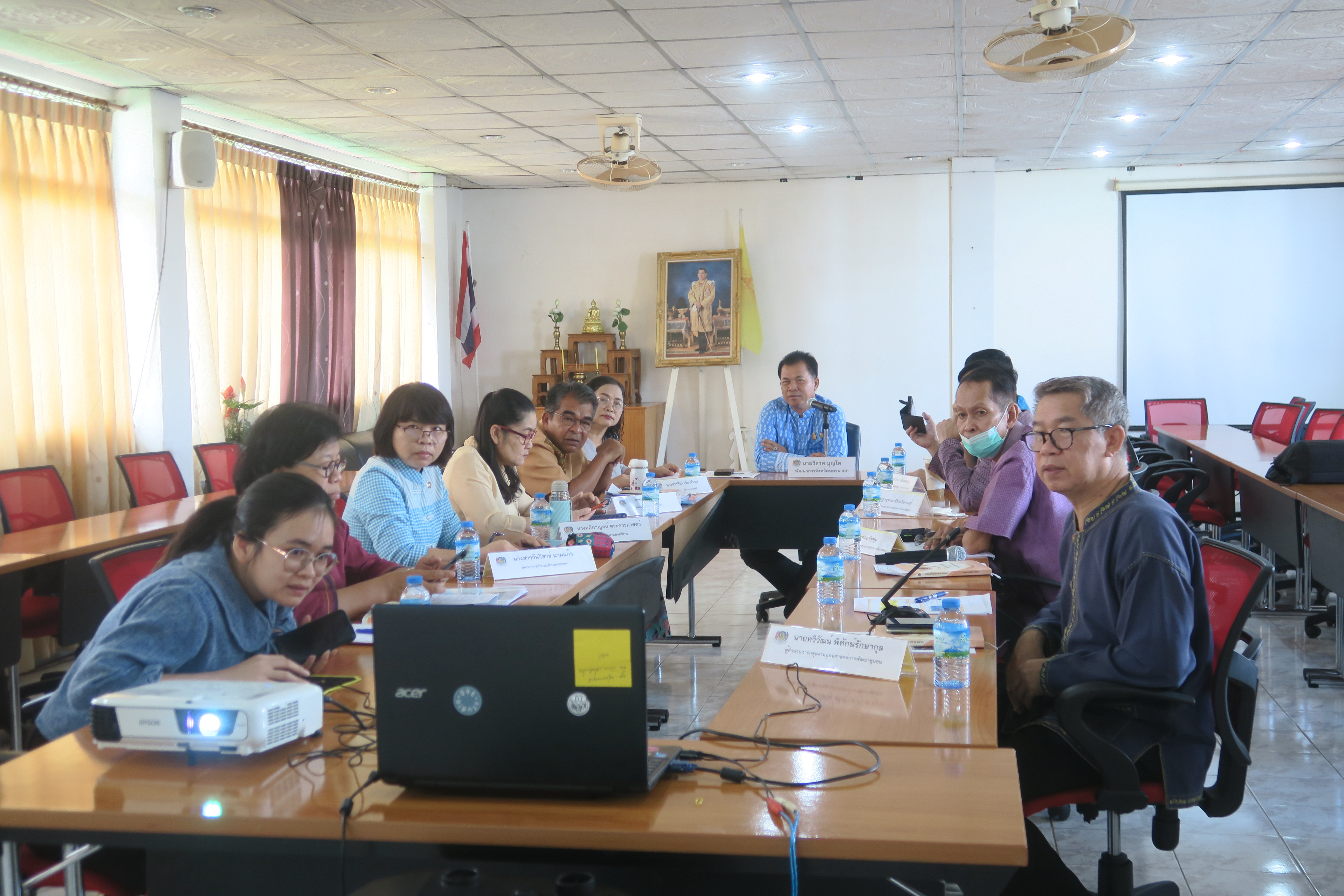 ??? พช.นครนายก ร่วมประชุมเชิงปฏิบัติการตรวจติดตามผลการดำเนินงานของหน่วยรับตรวจ รายไตรมาส ครั้งที่ 3/2566 ? วันศุกร์ที่ 16 มิถุนายน 2566 ณ ห้องประชุมศูนย์ฝึกอาชีพ ผลิต และจำหน่ายผลิตภัณฑ์พื้นเมืองจังหวัดนครนายก ตำบลบ้านใหญ่ อำเภอเมืองนครนายก จังหวัดนครนายก