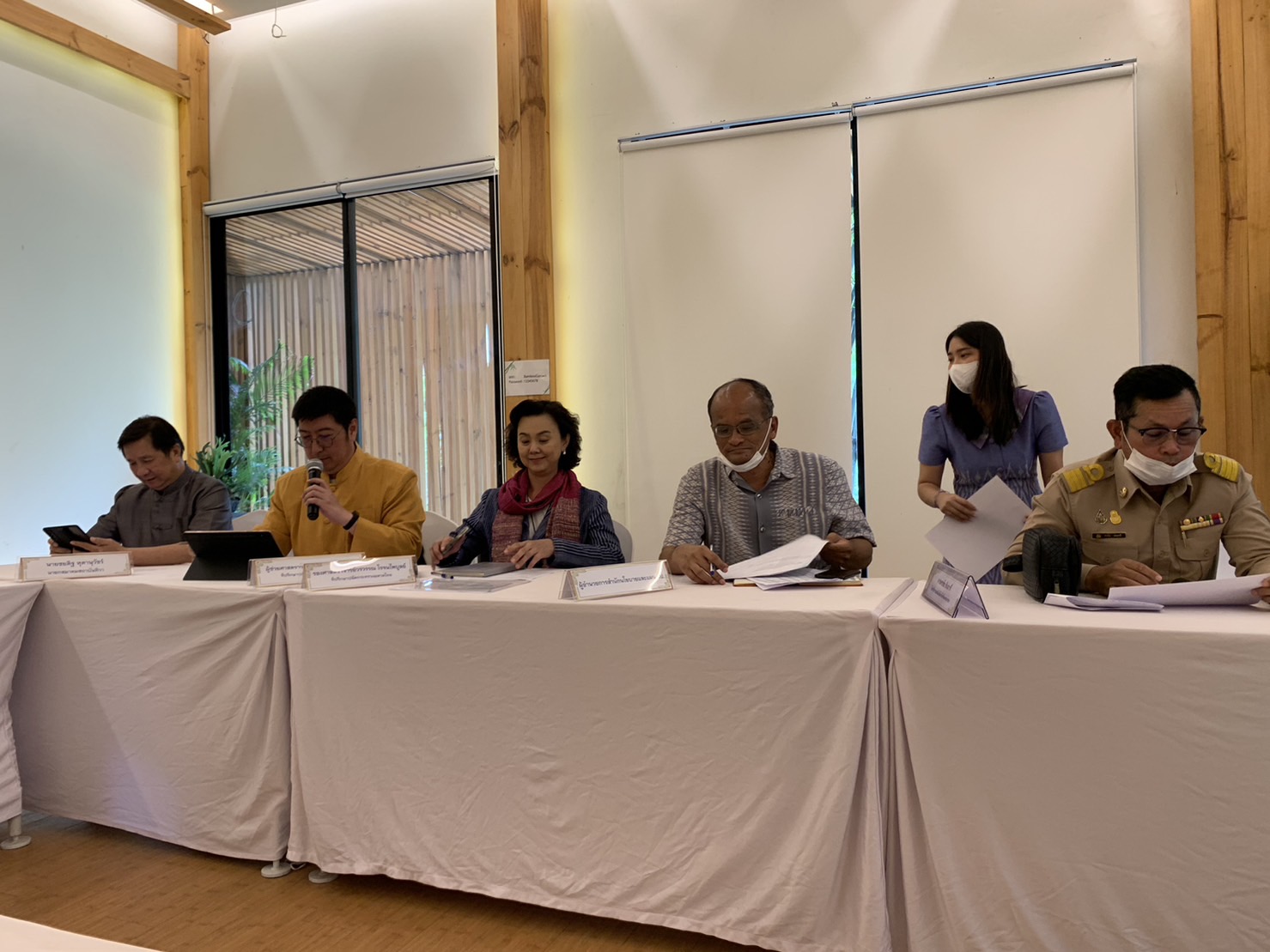 ???พช.นครนายก ร่วมประชุมคณะทำงานดำเนินการจัดทำผังการใช้ประโยชน์ที่ดินแบบรูปรายการ และประมาณราคาในพื้นที่จังหวัดนำร่องการขับเคลื่อนเขตพื้นที่เศรษฐกิจพอเพียง (SEDZ) ด้วยโมเดลเศรษฐกิจใหม่