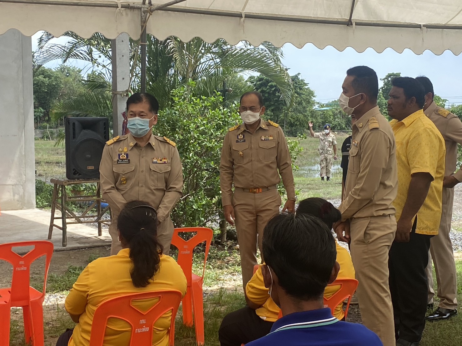 ? พช.บ้านนา จ.นครนายก : ผู้ว่าฯ นครนายกตรวจเยี่ยมการดำเนินโครงการ หนึ่งตำบล หนึ่งหมู่บ้านยั่งยืน