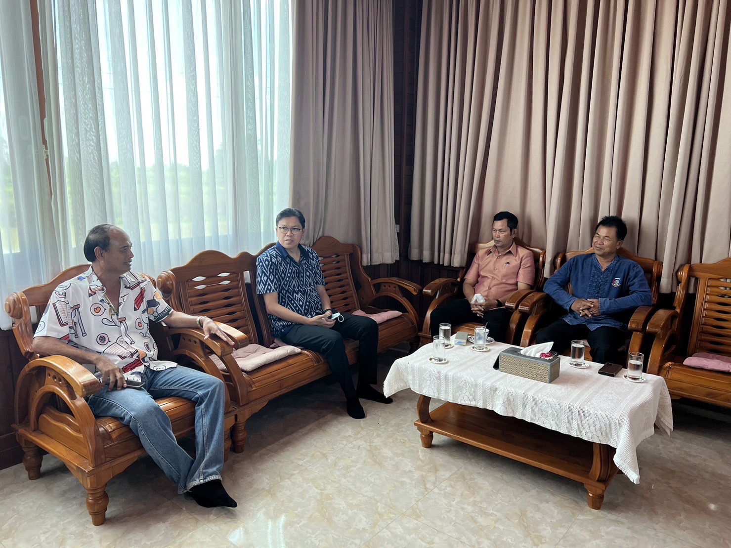 ..พช.นครนายก ร่วมประชุมคณะทำงานดำเนินการจัดทำผังการใช้ประโยชน์ที่ดิน แบบรูปรายการและประมาณการราคาในพื้นที่จังหวัดนำร่องการขับเคลื่อนเขตพัฒนาเศรษฐกิจพอเพียง (SEDZ) ด้วยโมเดลเศรษฐกิจใหม่