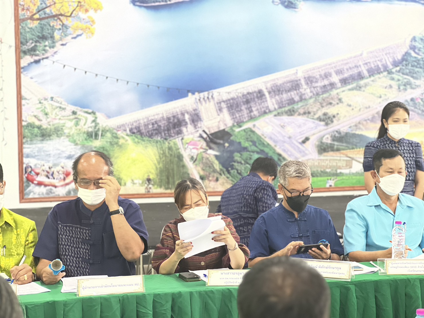 ???ประชุมคณะทำงานดำเนินการจัดทำผังการใช้ประโยชน์ที่ดินแบบรูปรายการ และประมาณราคาในพื้นที่จังหวัดนำร่องการขับเคลื่อนเขตพื้นที่เศรษฐกิจพอเพียง (SEDZ) ด้วยโมเดลเศรษฐกิจใหม่ ครั้งที่ 1/2566