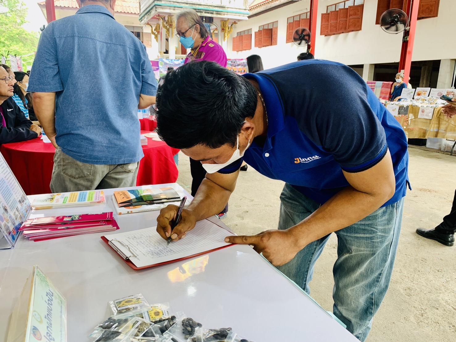 ??? พช.นครนายก ร่วมกิจกรรม “หน่วยบำบัดทุกข์ บำรุงสุข สร้างรอยยิ้ม และความปรองดองสมานฉันท์ให้ประชาชนจังหวัดนครนายก” ครั้งที่ 9 ประจำปีงบประมาณ พ.ศ. 2566