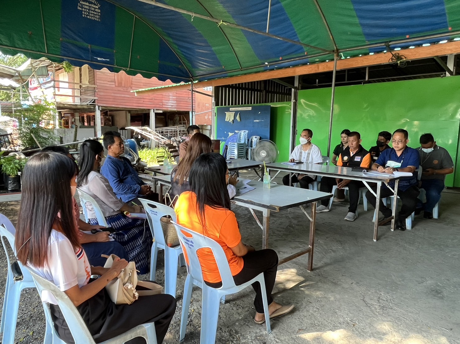 …พช.นครนายก : ลงพื้นที่ให้กำลังใจการเตรียมการขับเคลื่อนโครงการหนึ่งตำบล หนึ่งหมู่บ้านยั่งยืน อำเภอองครักษ์