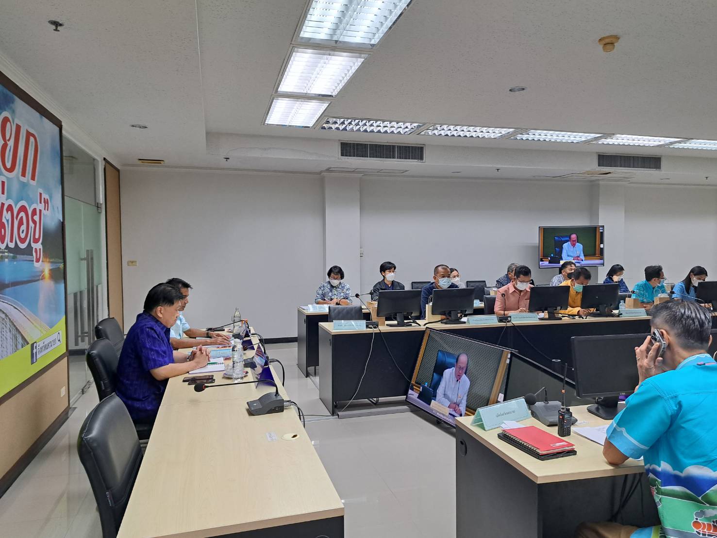 …พช.นครนายก ร่วมประชุมขับเคลื่อนและติดตามนโยบายของรัฐบาลและภารกิจสำคัญของกระทรวงมหาดไทย (ประจำปีงบประมาณ พ.ศ. 2566 (เดือนกรกฎาคม 2566) ผ่านระบบวีดิทัศน์ทางไกล (VCS) ณ ห้องประชุมนางรอง ชั้น 3 ศาลากลางจังหวัดนครนายก