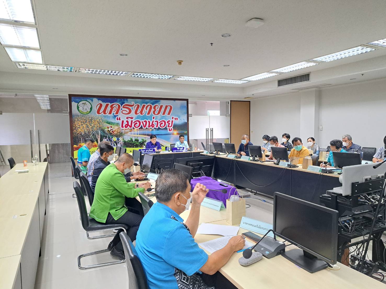 …พช.นครนายก ร่วมประชุมขับเคลื่อนและติดตามนโยบายของรัฐบาลและภารกิจสำคัญของกระทรวงมหาดไทย (ประจำปีงบประมาณ พ.ศ. 2566 (เดือนกรกฎาคม 2566) ผ่านระบบวีดิทัศน์ทางไกล (VCS) ณ ห้องประชุมนางรอง ชั้น 3 ศาลากลางจังหวัดนครนายก