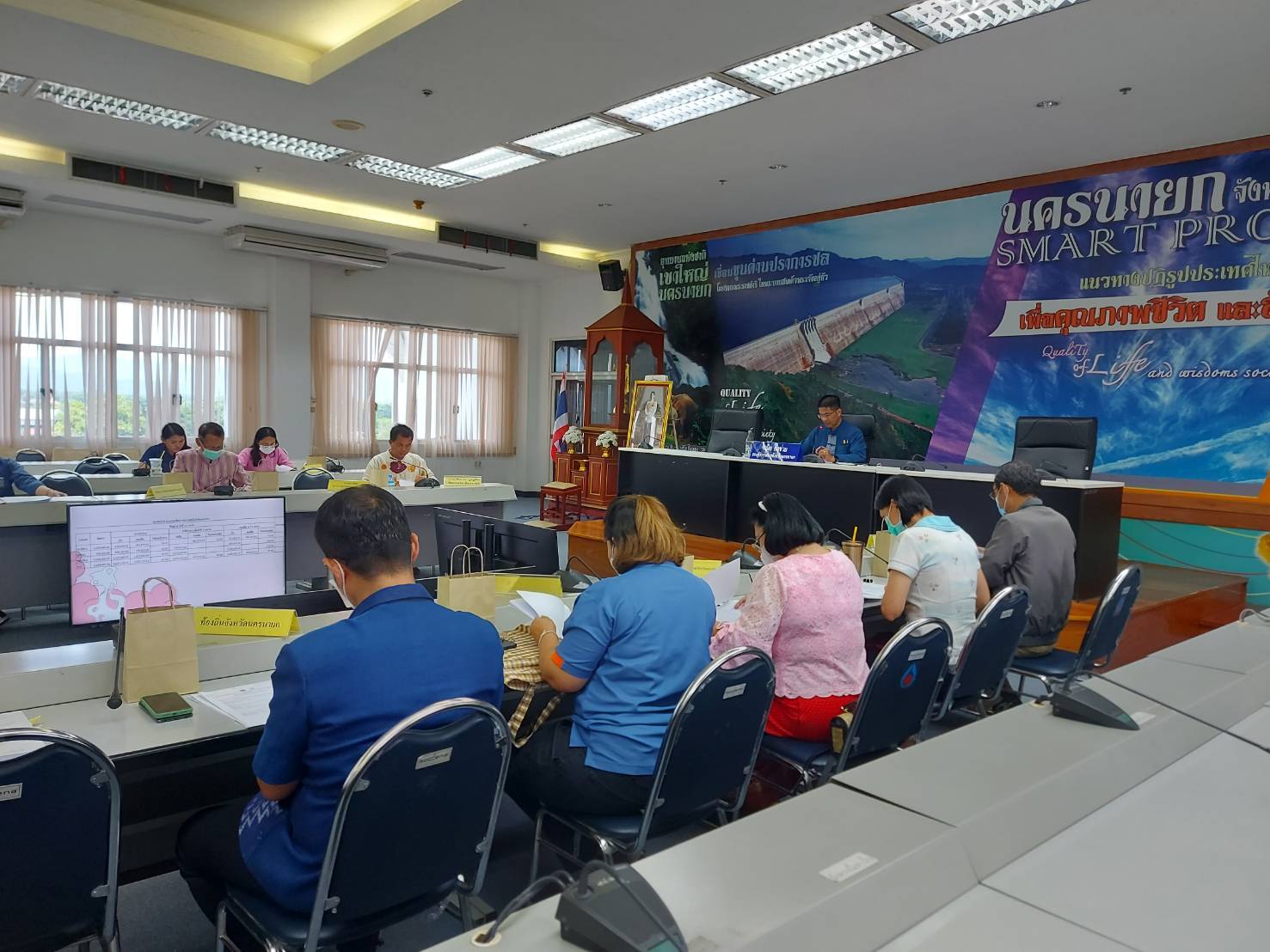 …พช. นครนายก จัดประชุมคณะอนุกรรมการบริหารกองทุนพัฒนาบทบาทสตรีระดับจังหวัดจังหวัดนครนายก ครั้งที่ 4/2566