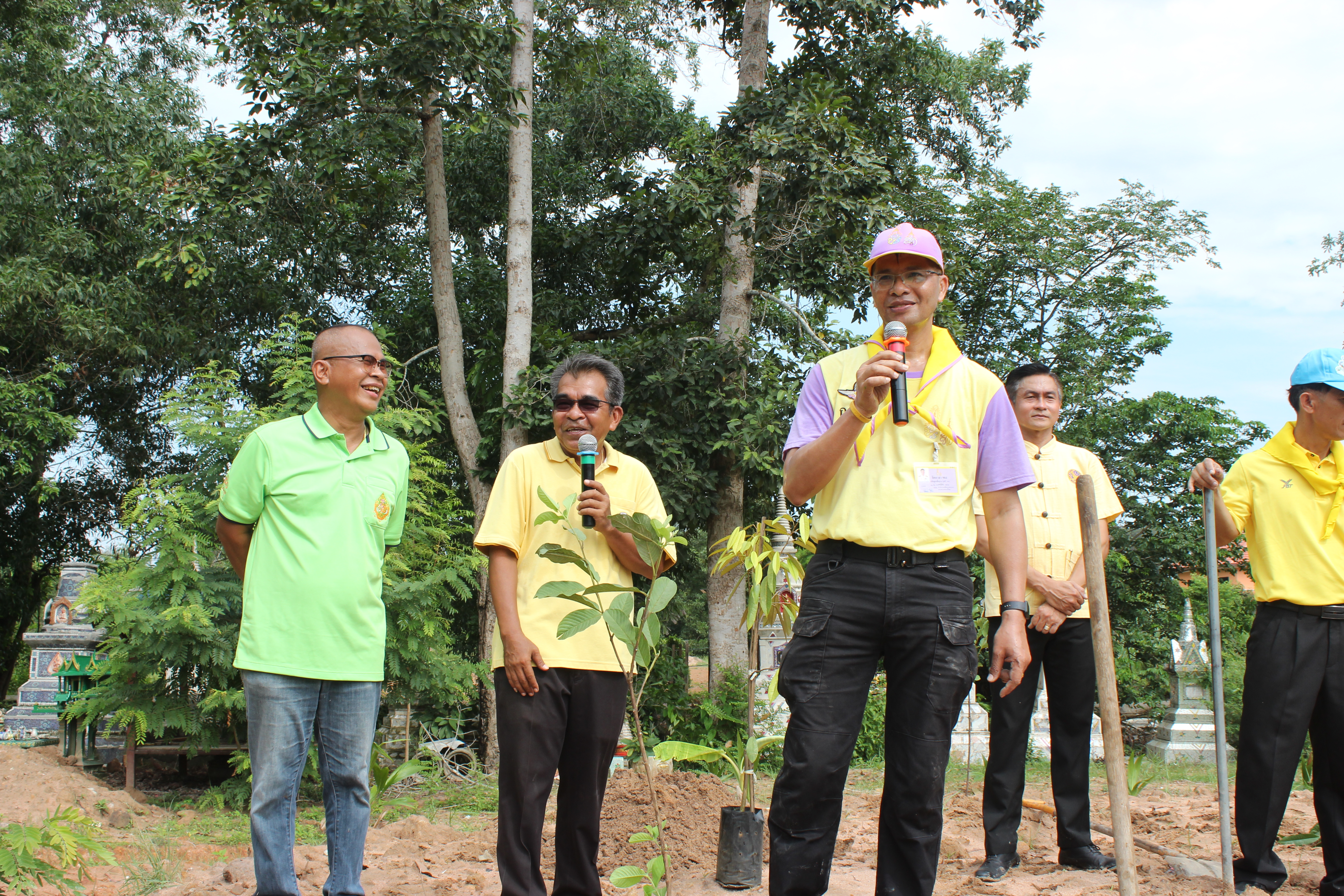 …พช.นครนายก : ร่วมกิจกรรมจิตอาสาพัฒนาชุมชน “เอามื้อสามัคคีทำความดีถวายในหลวง”