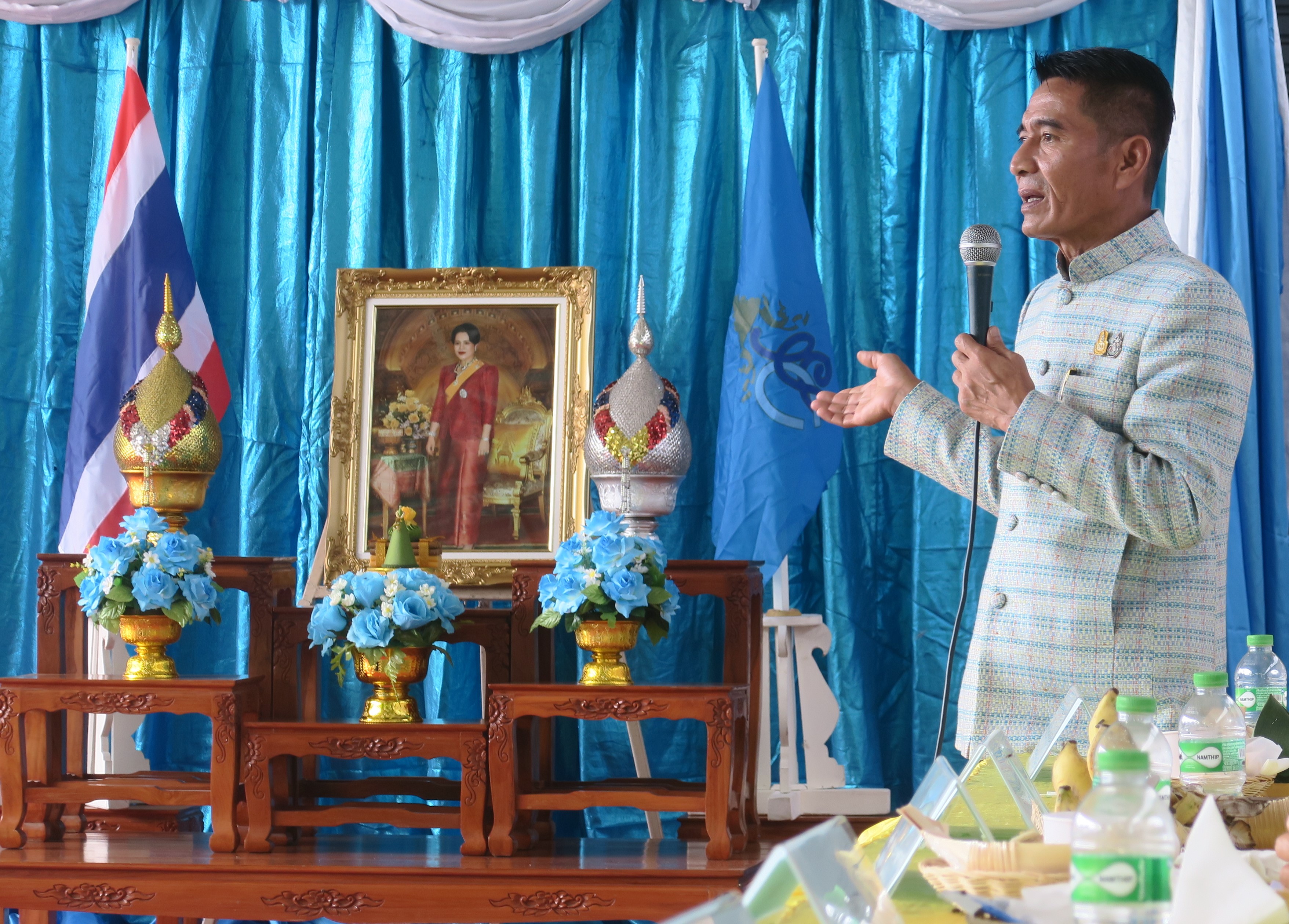 …พช.นครนายก ลุยพื้นที่พร้อมคณะทำงานติดตามและประกวดกองทุนแม่ของแผ่นดินดีเด่นระดับจังหวัดนครนายก ร่วมกิจกรรมการประกวดกองทุนแม่ดีเด่นระดับจังหวัด ประจำปีงบประมาณ พ.ศ. 2566