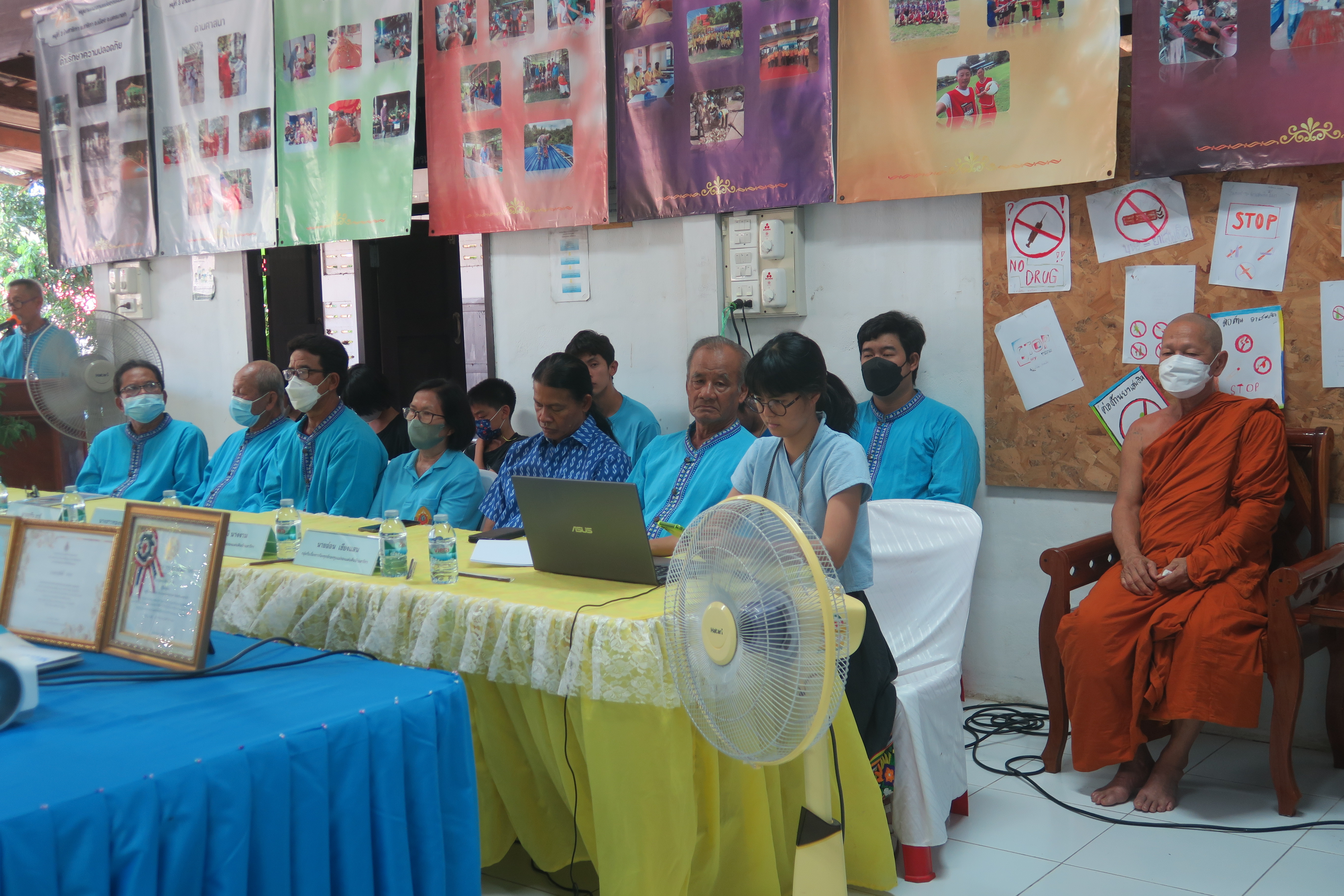 …พช.นครนายก ลุยพื้นที่พร้อมคณะทำงานติดตามและประกวดกองทุนแม่ของแผ่นดินดีเด่นระดับจังหวัดนครนายก ร่วมกิจกรรมการประกวดกองทุนแม่ดีเด่นระดับจังหวัด ประจำปีงบประมาณ พ.ศ. 2566