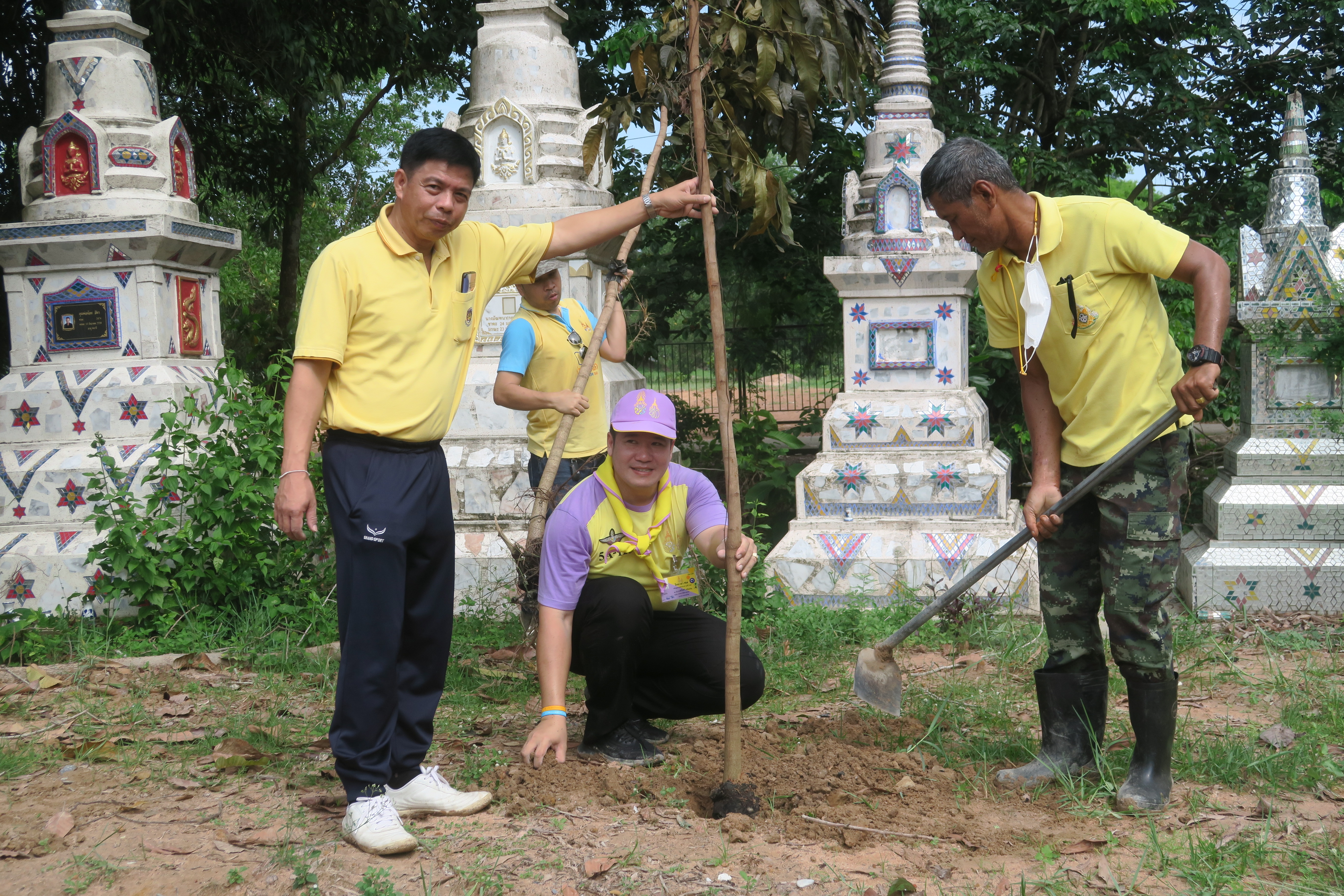 …พช.นครนายก : ร่วมกิจกรรมจิตอาสาพัฒนาชุมชน “เอามื้อสามัคคีทำความดีถวายในหลวง”