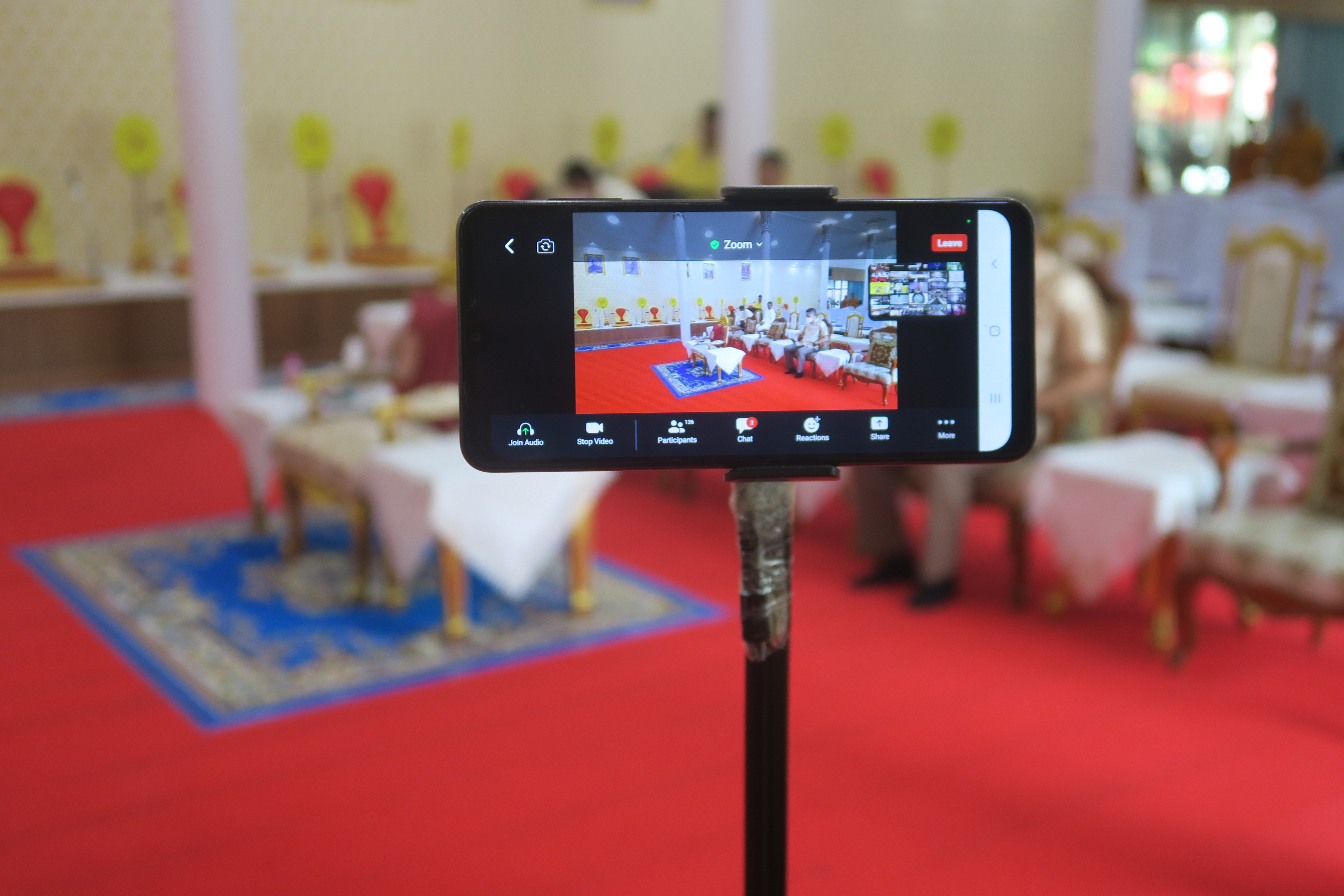 …พช.นครนายก ร่วมพิธีเจริญพระพุทธมนต์และปฏิบัติธรรมเจริญสมาธิภาวนาฯ  ผ่านสื่ออิเล็กทรอนิกส์ระบบซูม (ZOOM)