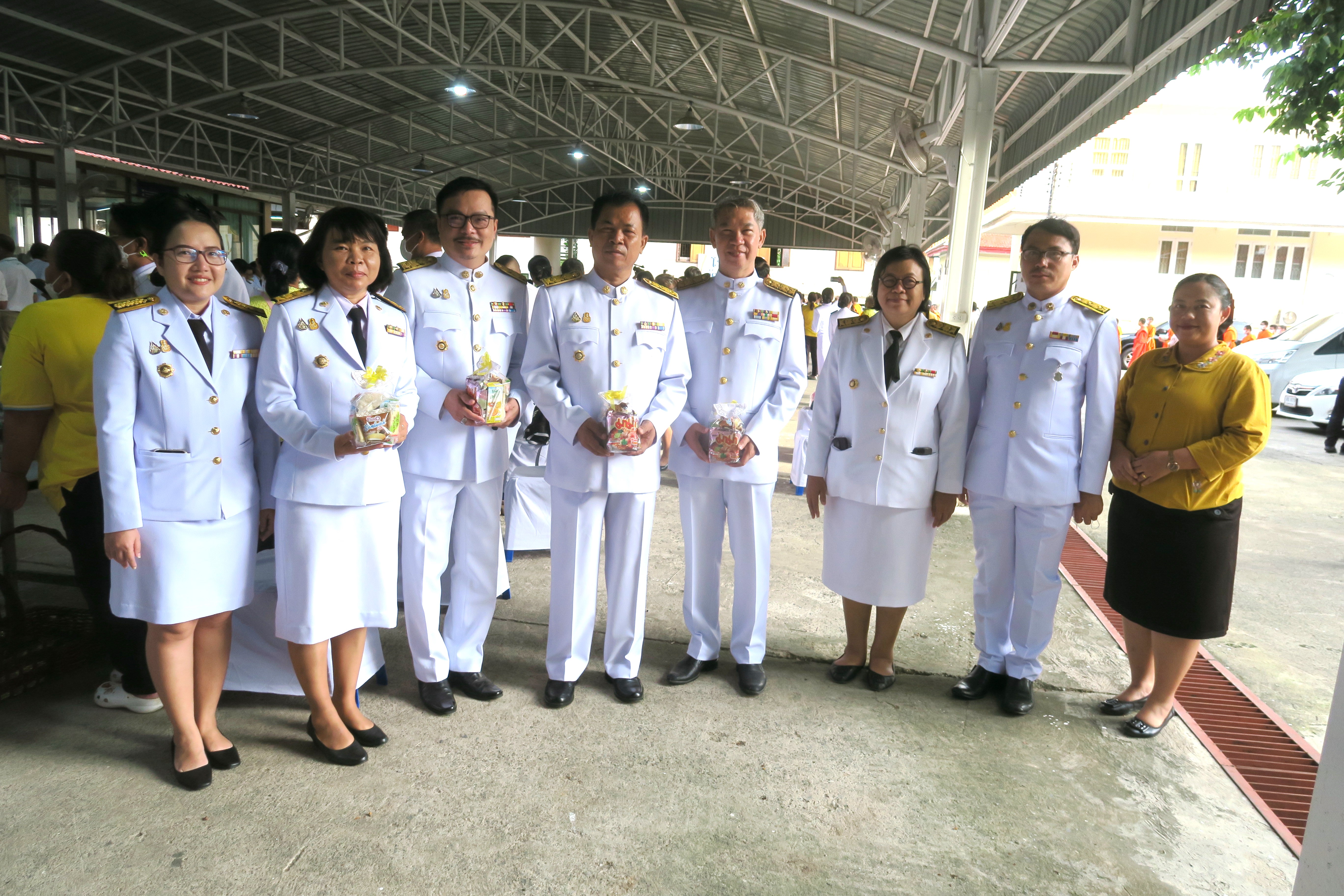 …พช.นครนายก ร่วมกิจกรรมเฉลิมพระเกียรติพระบาทสมเด็จพระเจ้าอยู่หัว เนื่องในโอกาสวันเฉลิมพระชนมพรรษา 28 กรกฎาคม 2566