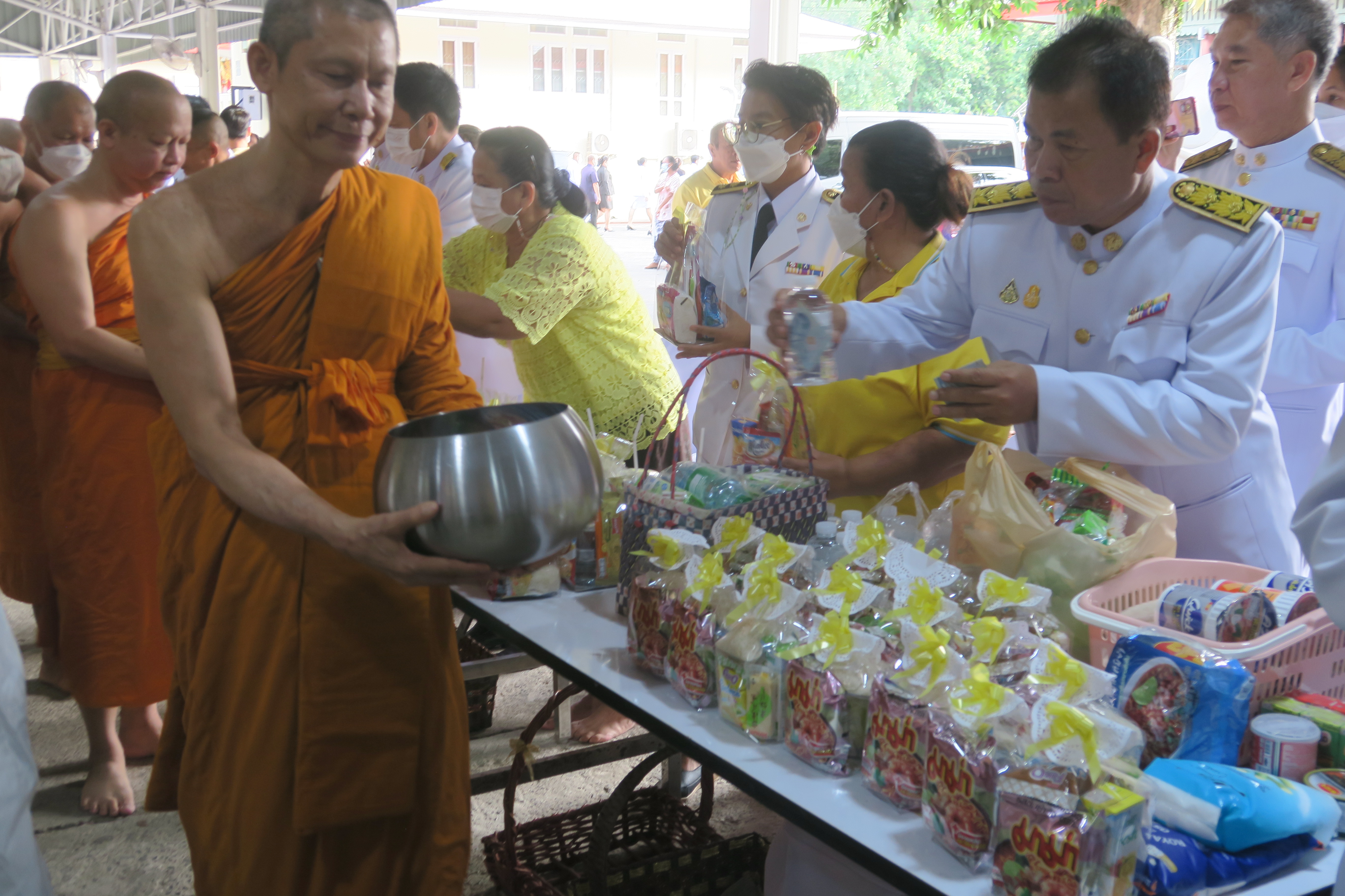 …พช.นครนายก ร่วมกิจกรรมเฉลิมพระเกียรติพระบาทสมเด็จพระเจ้าอยู่หัว เนื่องในโอกาสวันเฉลิมพระชนมพรรษา 28 กรกฎาคม 2566