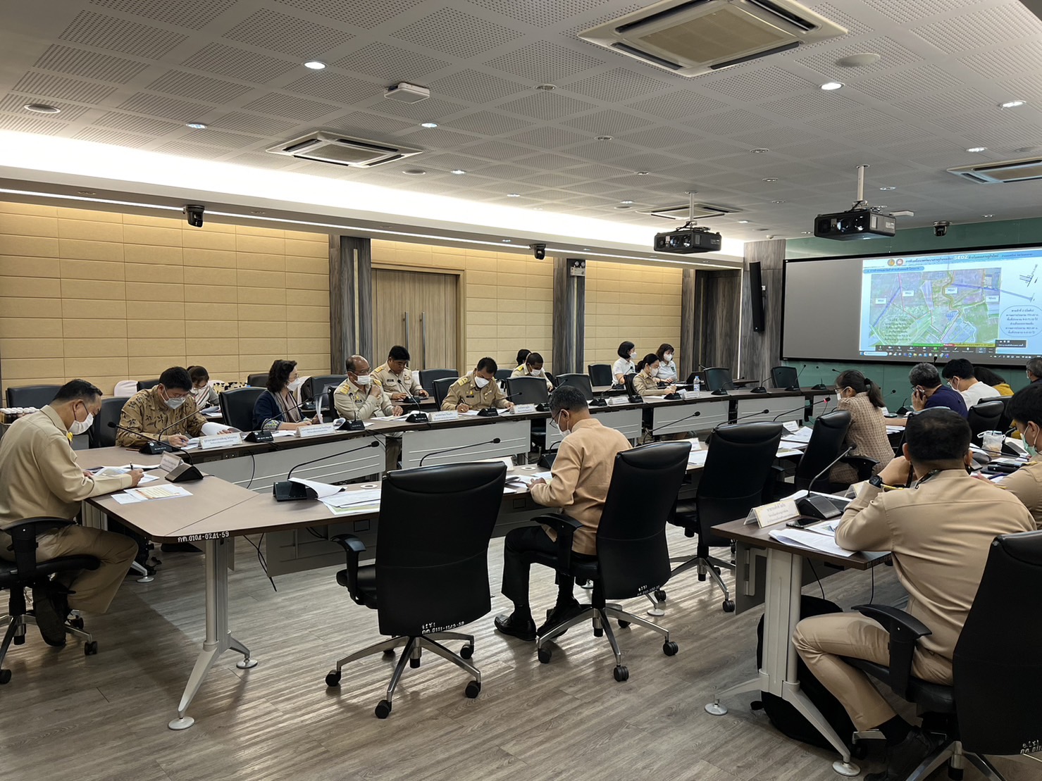 …พช.นครนายก ร่วมประชุมหารือทำงานดำเนินการจัดทำผังการใช้ประโยชน์ที่ดิน แบบรูปรายการและประมาณการราคา ในพื้นที่เขตพัฒนาเศรษฐกิจพอเพียง (SEDZ) ด้วยโมเดลเศรษฐกิจใหม่ จังหวัดนครนายก ครั้งที่ 4/2566