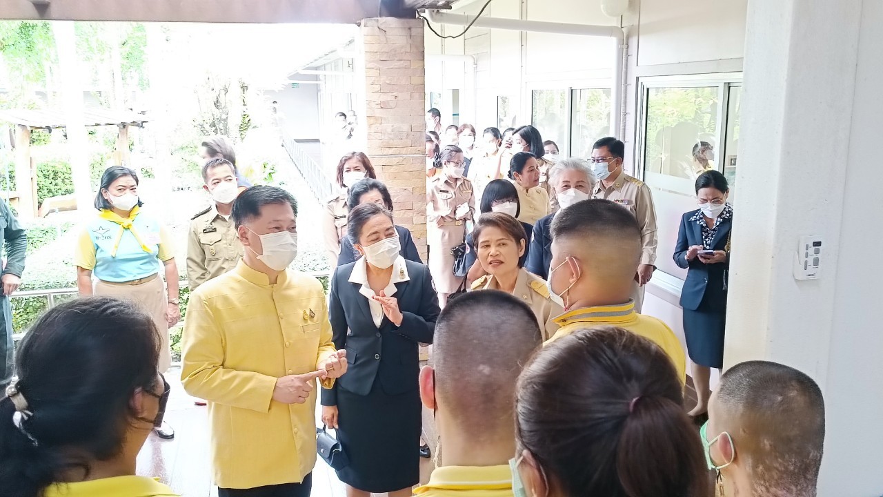 …พช.นครนายกเข้าร่วมรับโครงการน้ำพระทัยพระราชทานส่วนภูมิภาค สมาคมสภาสังคมสงเคราะห์แห่งประเทศไทย จังหวัดนครนายก ประจำปี 2566