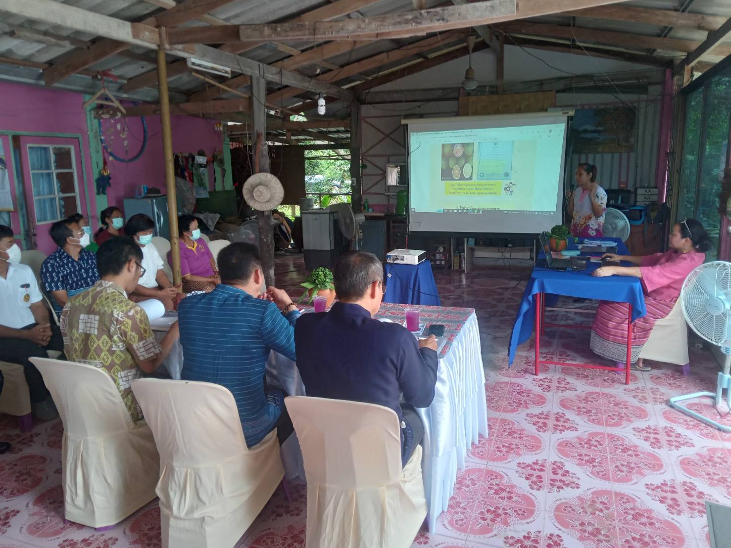 …พช.นครนายก: กองทุนพัฒนาบทบาทสตรีจังหวัดนครนายกรับการตรวจคัดเลือกกิจกรรมคนกองทุนพัฒนาบทบาทสตรีดีเด่นระดับเขตตรวจราชการ ตามโครงการเชิดชูเกียรติคนกองทุนพัฒนาบทบาทสตรีประจำปี 2566 จังหวัดนครนายก